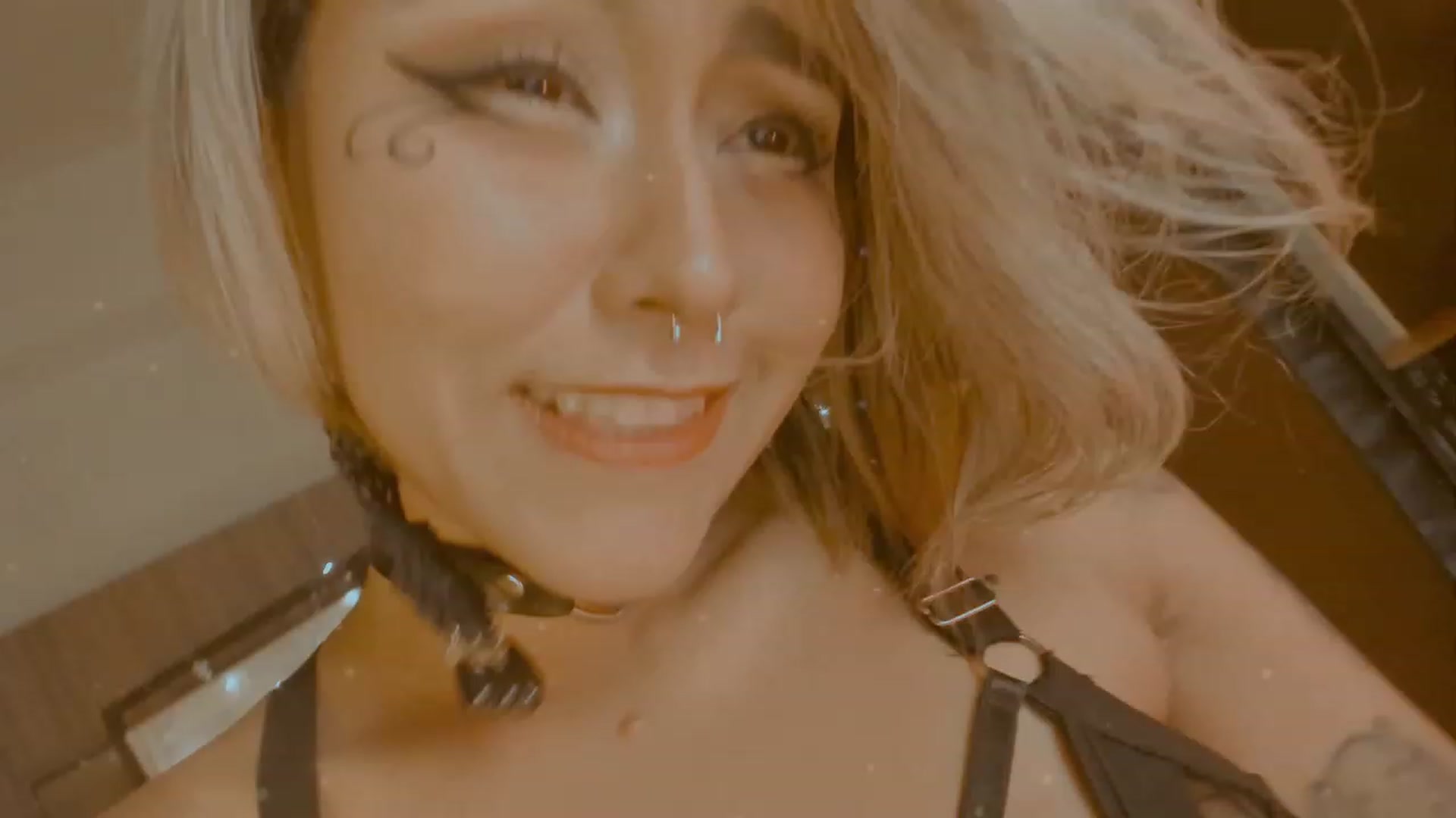 Gallery image thumbnail from AbraxxysRadio's myfreecams stream on, 12/28/2023, 02:06 image 5 of 20