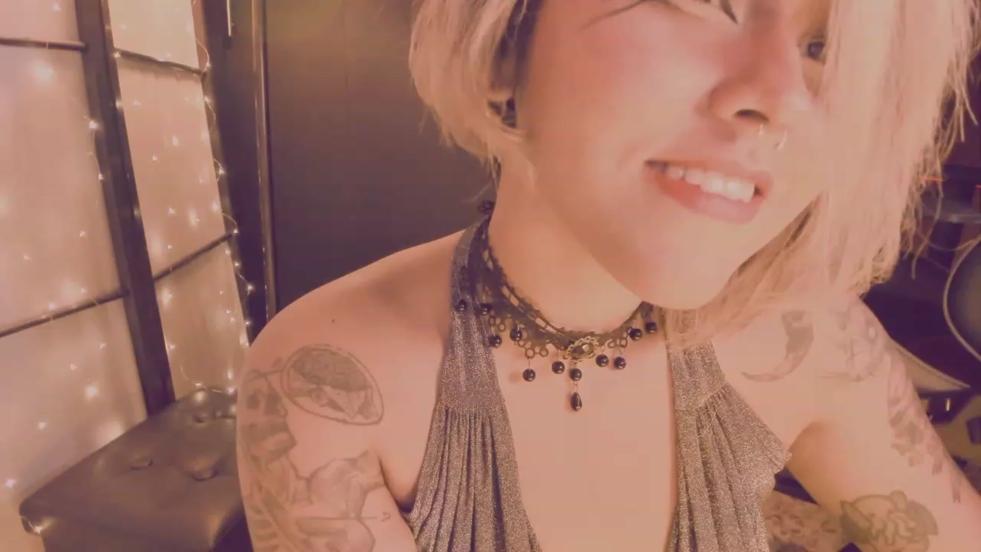 Gallery image thumbnail from AbraxxysRadio's myfreecams stream on, 12/30/2023, 21:59 image 9 of 20