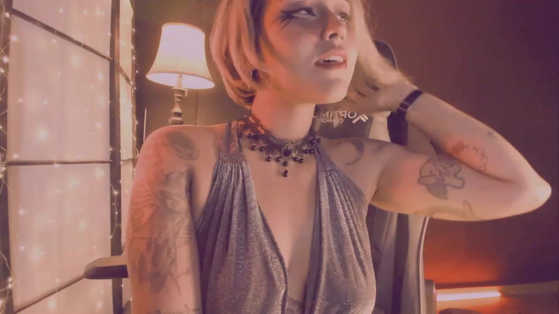 Gallery image thumbnail from AbraxxysRadio's myfreecams stream on, 12/31/2023, 24:00 image 14 of 20