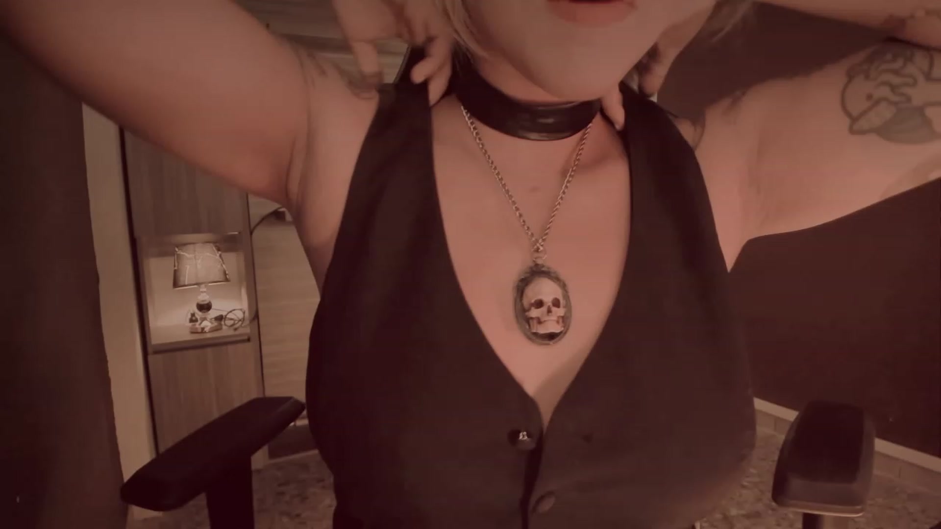 Gallery image thumbnail from AbraxxysRadio's myfreecams stream on, 01/04/2024, 24:24 image 3 of 20