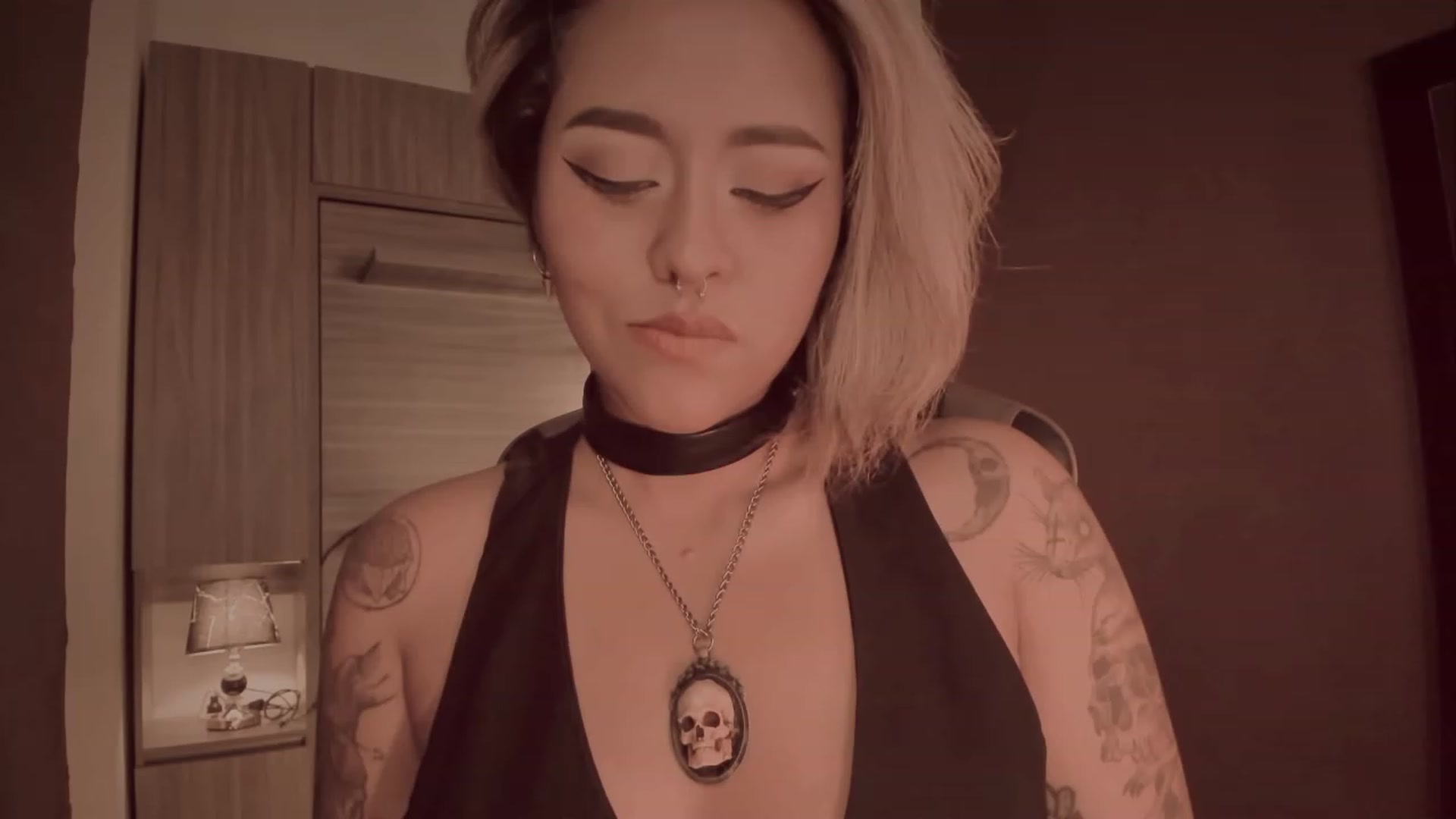 Gallery image thumbnail from AbraxxysRadio's myfreecams stream on, 01/04/2024, 01:10 image 3 of 20
