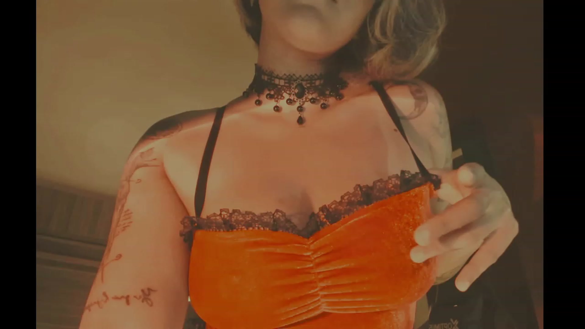 Gallery image thumbnail from AbraxxysRadio's myfreecams stream on, 01/06/2024, 24:22 image 19 of 20