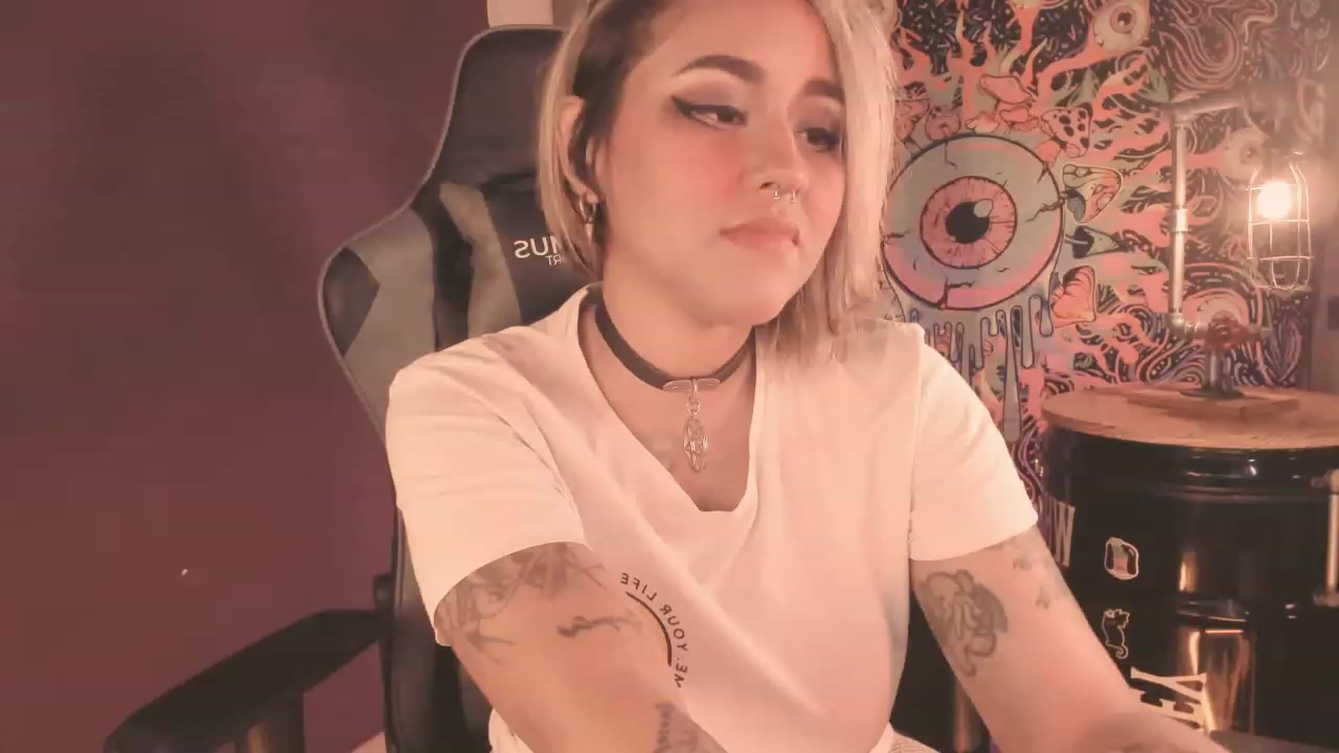 Gallery image thumbnail from AbraxxysRadio's myfreecams stream on, 01/17/2024, 24:47 image 19 of 20