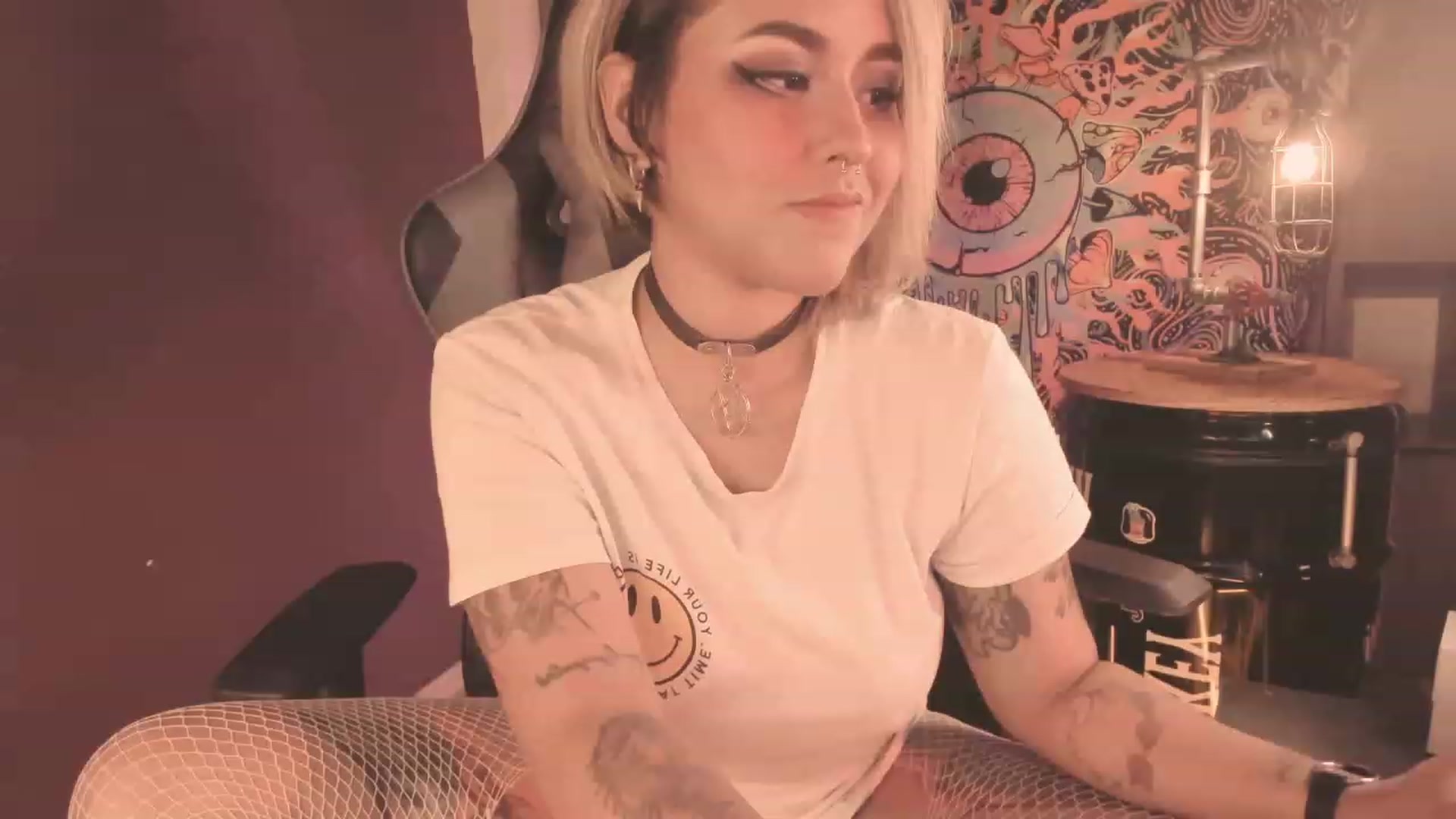 Gallery image thumbnail from AbraxxysRadio's myfreecams stream on, 01/17/2024, 24:47 image 4 of 20