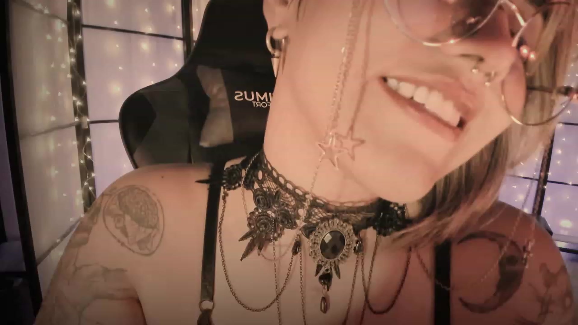 Gallery image thumbnail from AbraxxysRadio's myfreecams stream on, 02/07/2024, 01:58 image 18 of 20