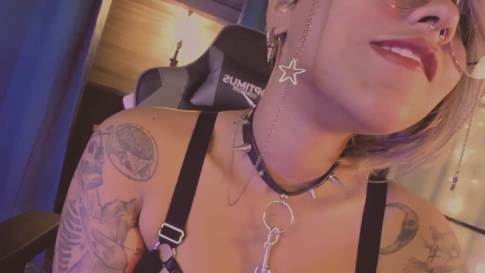 Gallery image thumbnail from AbraxxysRadio's myfreecams stream on, 02/09/2024, 02:12 image 10 of 20