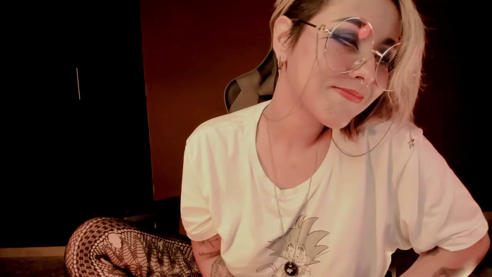 Gallery image thumbnail from AbraxxysRadio's myfreecams stream on, 02/12/2024, 23:50 image 13 of 20