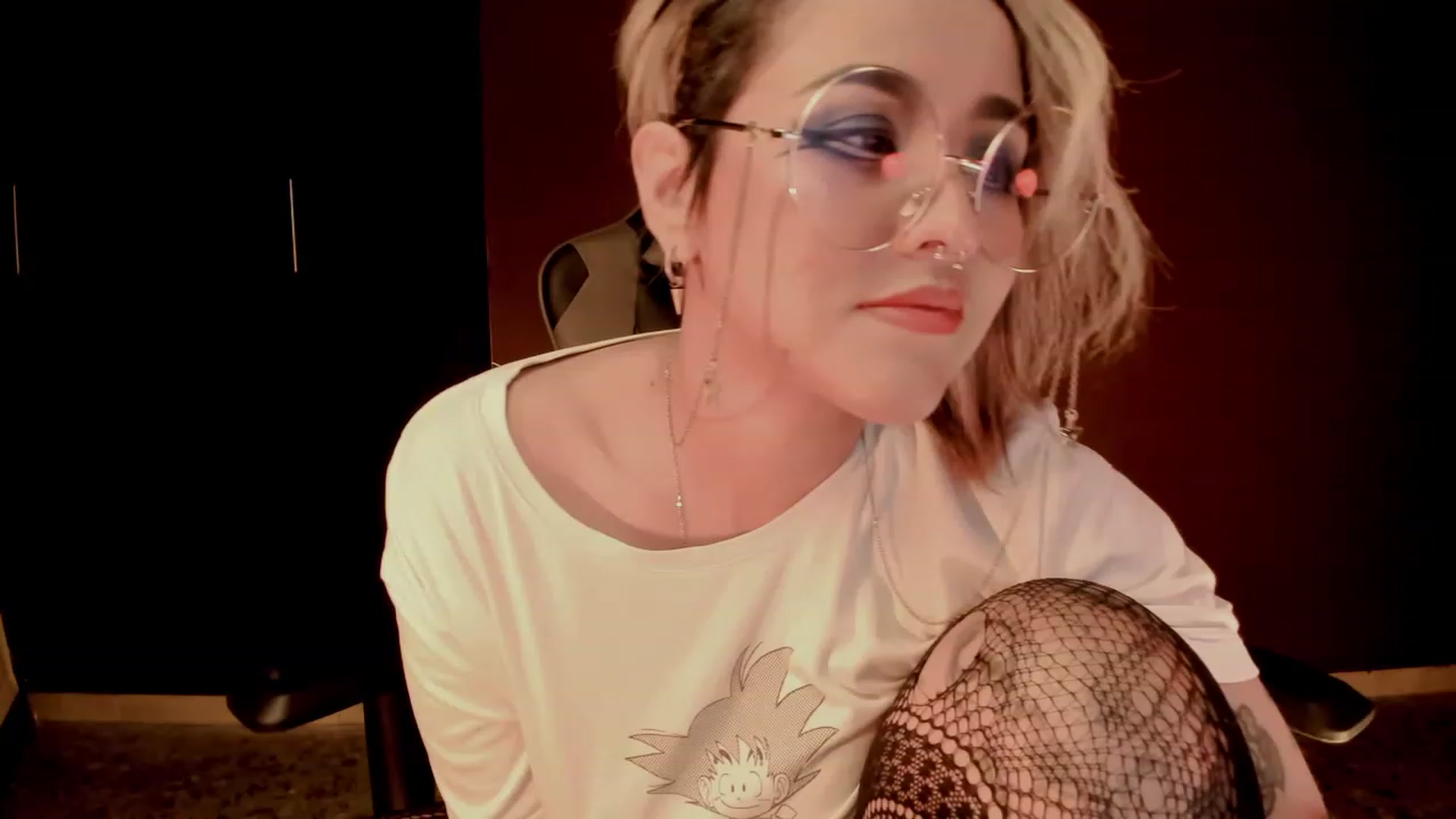 Gallery image thumbnail from AbraxxysRadio's myfreecams stream on, 02/13/2024, 24:18 image 15 of 20
