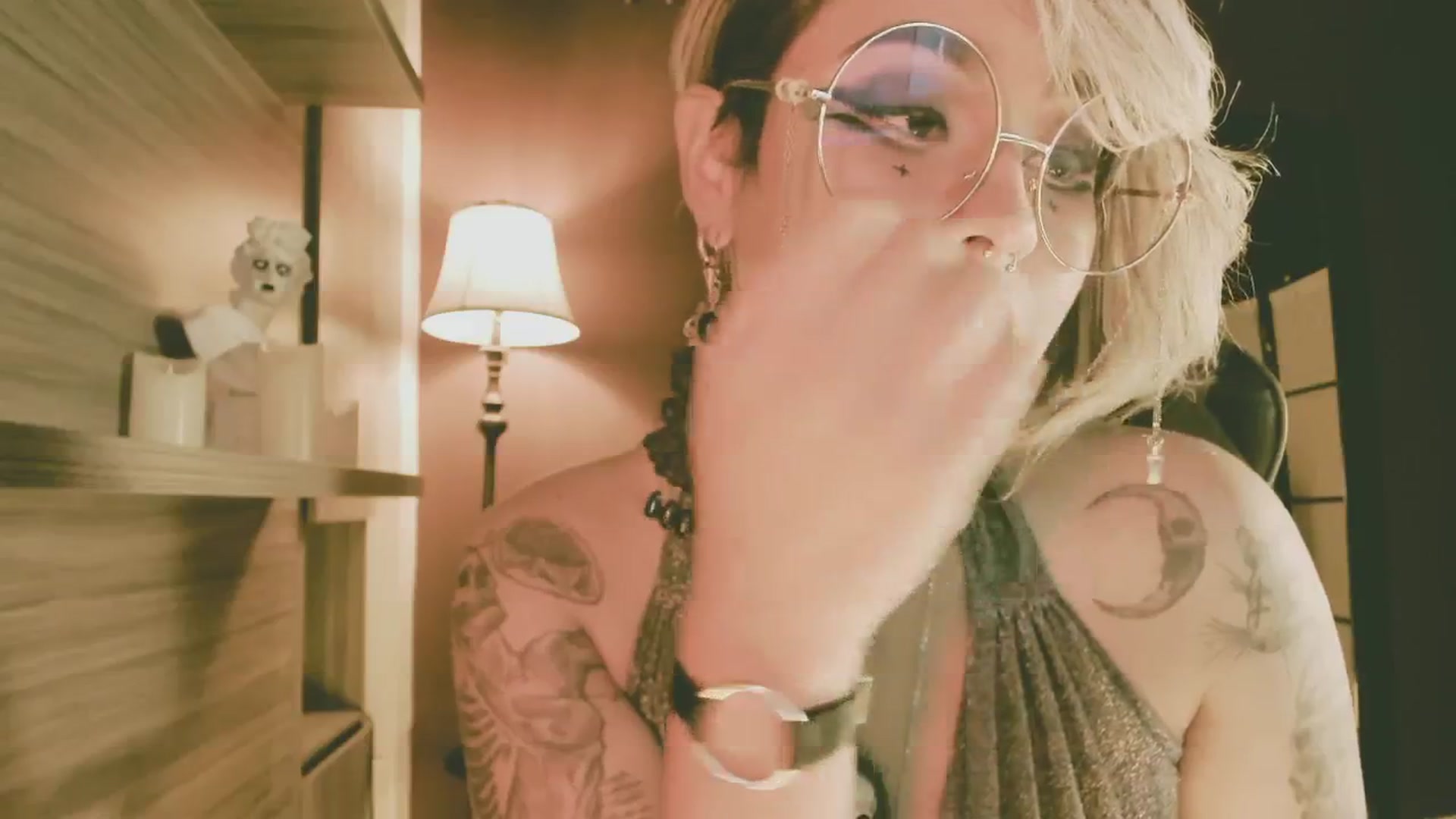 Gallery image thumbnail from AbraxxysRadio's myfreecams stream on, 02/18/2024, 18:09 image 14 of 20