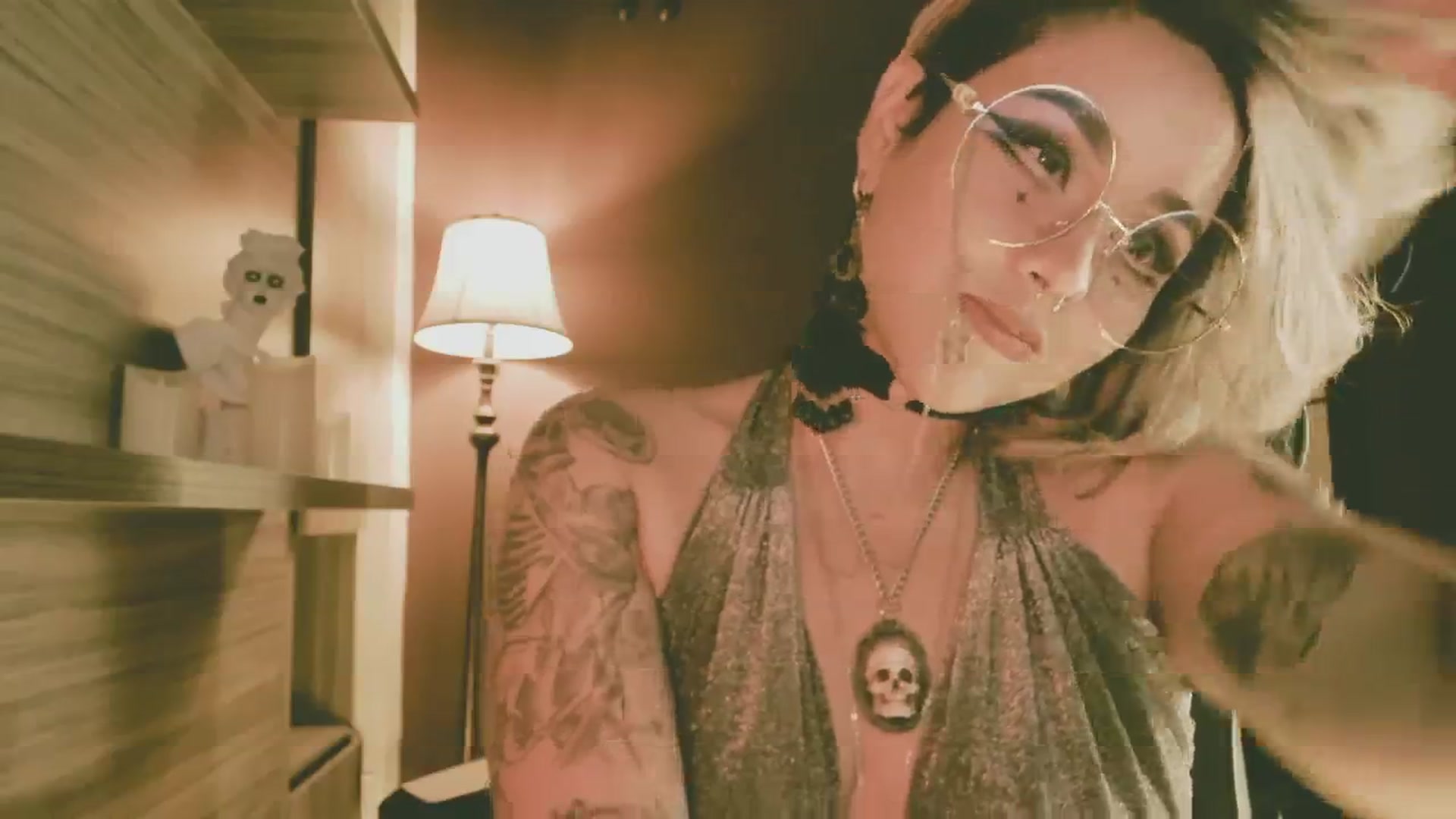 Gallery image thumbnail from AbraxxysRadio's myfreecams stream on, 02/18/2024, 18:09 image 18 of 20