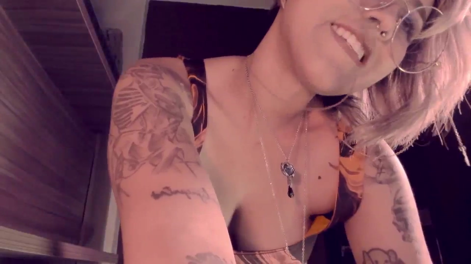 Gallery image thumbnail from AbraxxysRadio's myfreecams stream on, 02/23/2024, 02:22 image 8 of 20