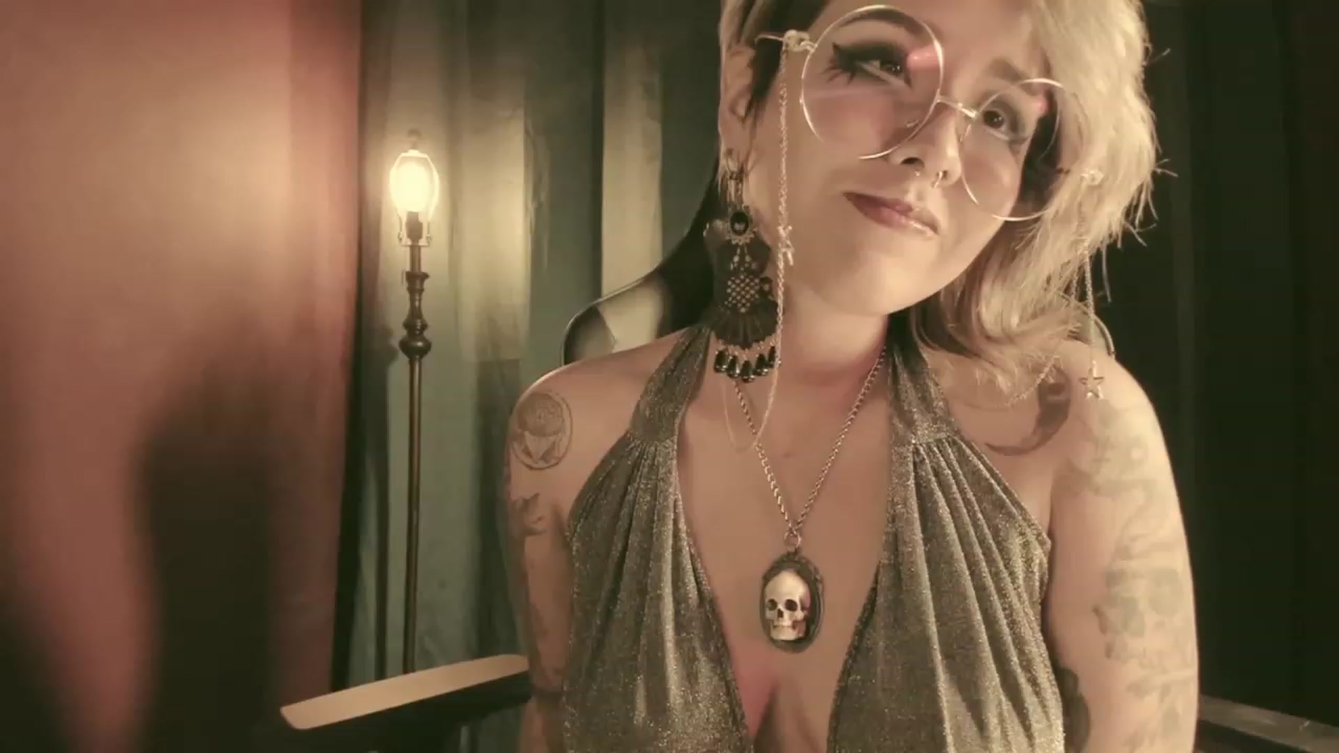Gallery image thumbnail from AbraxxysRadio's myfreecams stream on, 03/04/2024, 23:39 image 5 of 20