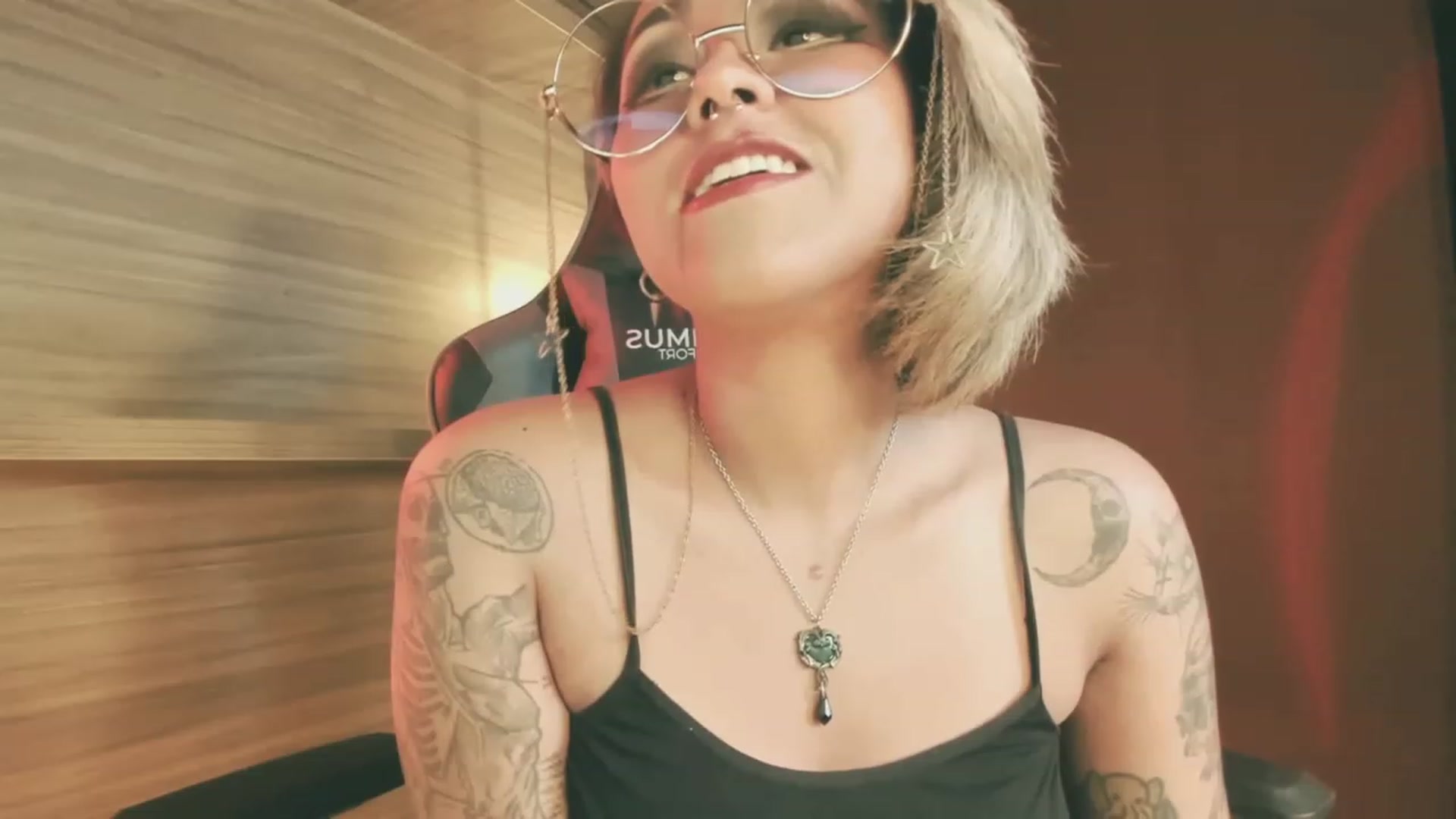 Gallery image thumbnail from AbraxxysRadio's myfreecams stream on, 03/11/2024, 23:37 image 7 of 20