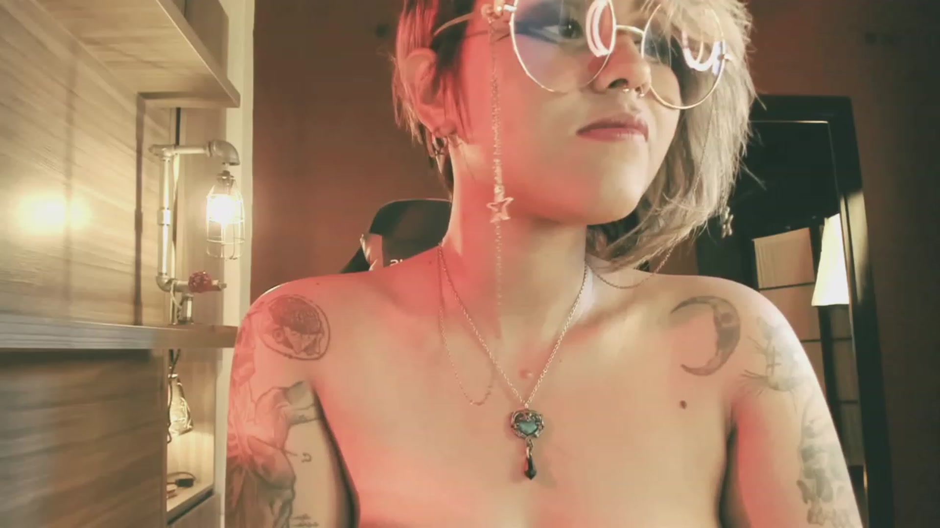 Gallery image thumbnail from AbraxxysRadio's myfreecams stream on, 03/12/2024, 02:33 image 14 of 20