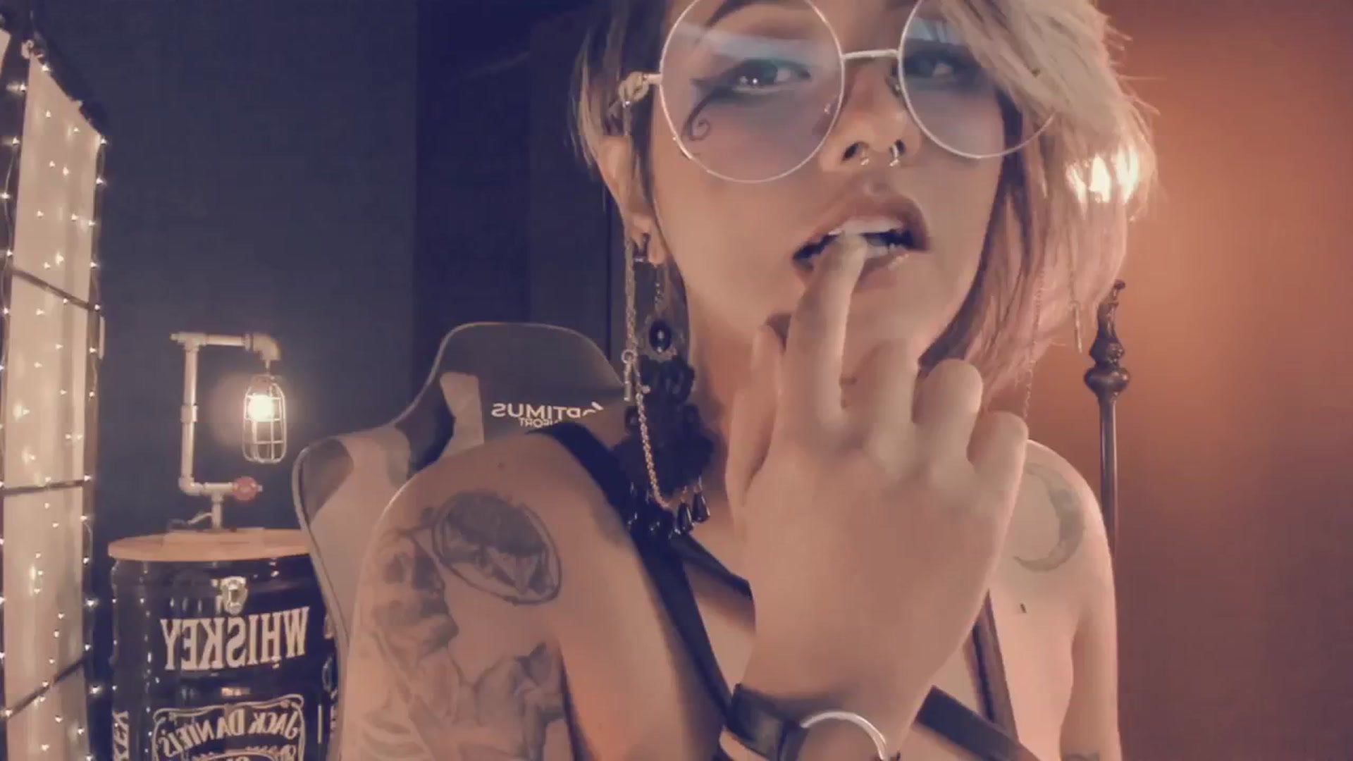 Gallery image thumbnail from AbraxxysRadio's myfreecams stream on, 03/23/2024, 01:05 image 13 of 20