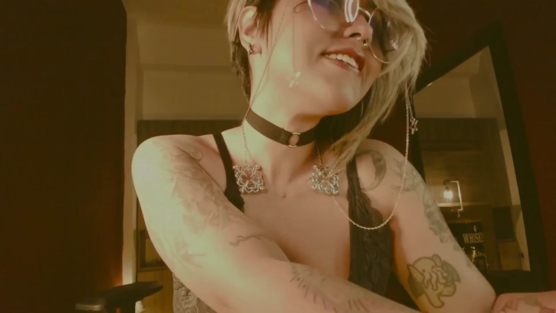 Gallery image thumbnail from AbraxxysRadio's myfreecams stream on, 03/26/2024, 02:13 image 5 of 20