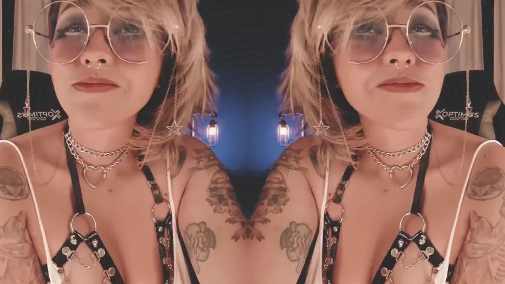 Gallery image thumbnail from AbraxxysRadio's myfreecams stream on, 03/28/2024, 01:00 image 16 of 20