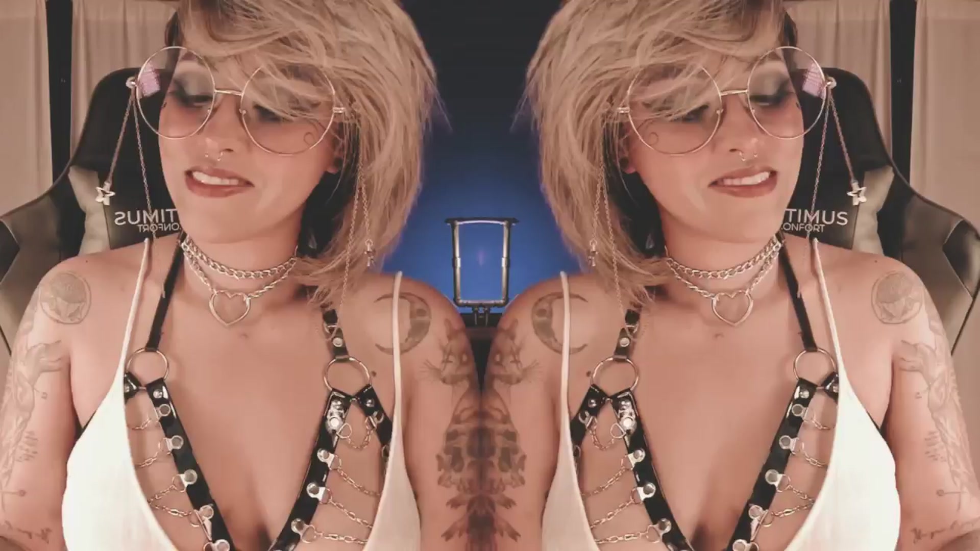 Gallery image thumbnail from AbraxxysRadio's myfreecams stream on, 03/28/2024, 01:00 image 5 of 20