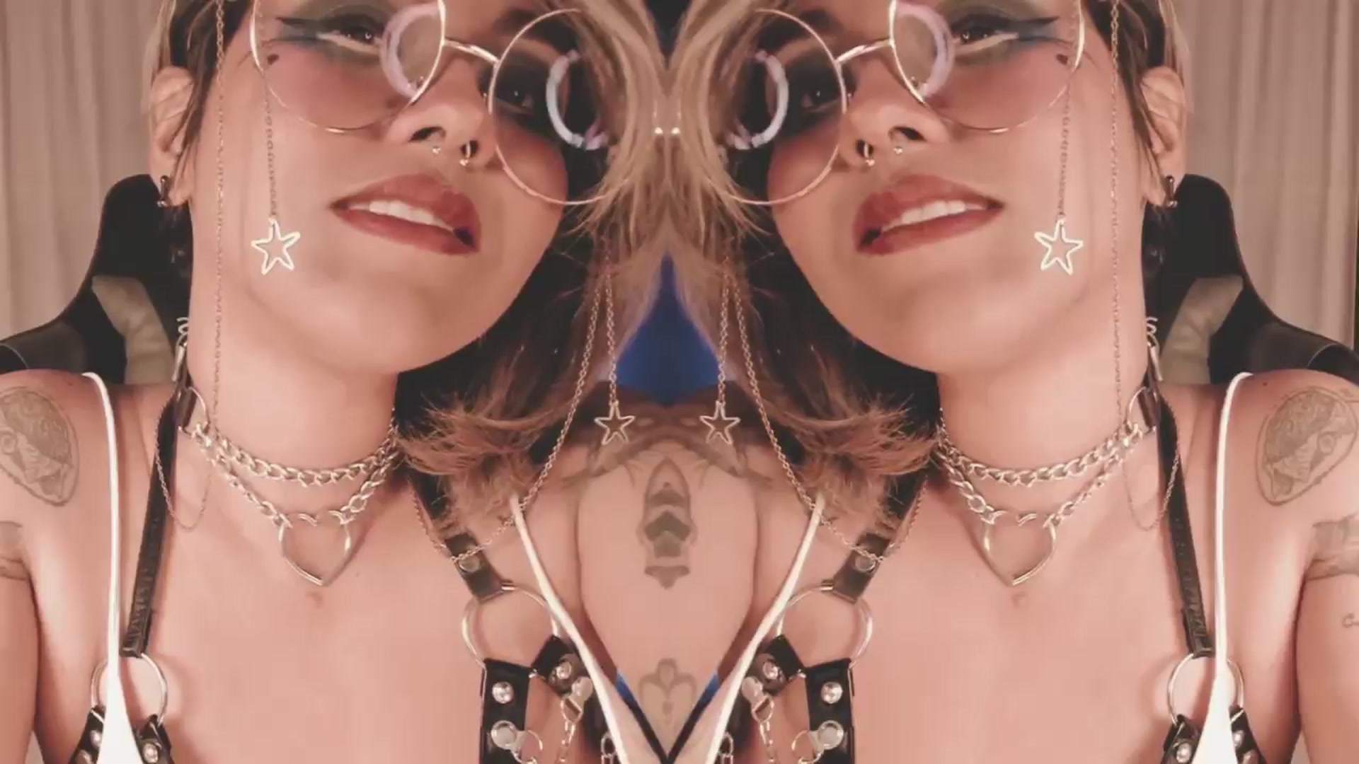 Gallery image thumbnail from AbraxxysRadio's myfreecams stream on, 03/28/2024, 01:00 image 10 of 20