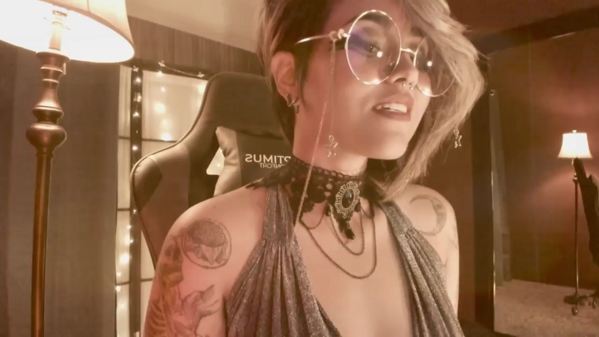 Gallery image thumbnail from AbraxxysRadio's myfreecams stream on, 04/05/2024, 01:54 image 18 of 20