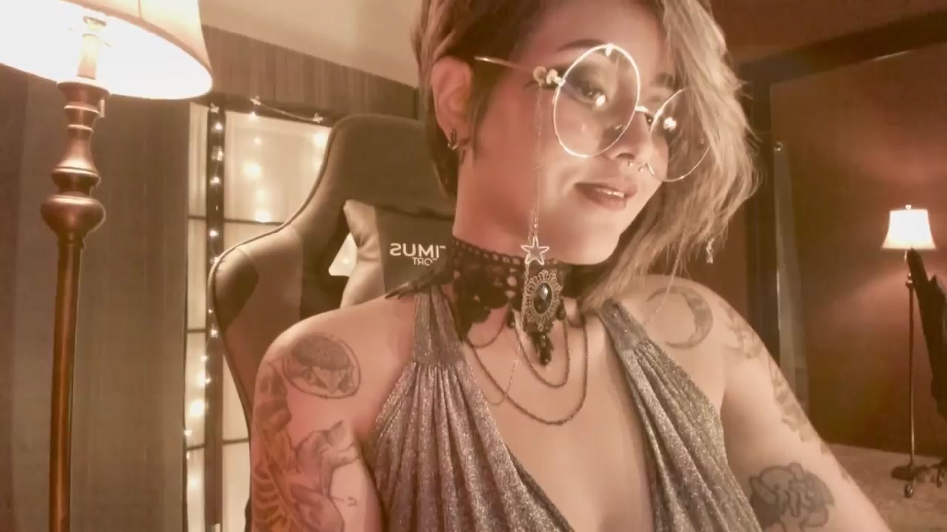 Gallery image thumbnail from AbraxxysRadio's myfreecams stream on, 04/05/2024, 01:54 image 19 of 20