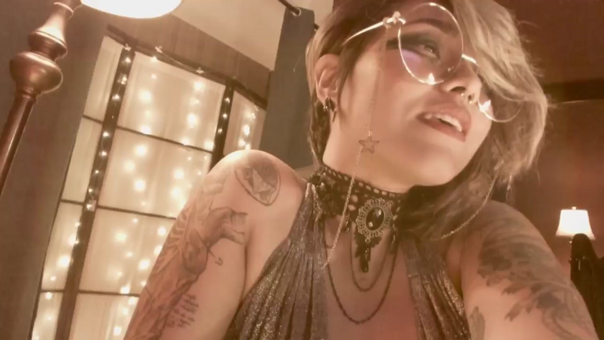 Gallery image thumbnail from AbraxxysRadio's myfreecams stream on, 04/05/2024, 01:54 image 12 of 20