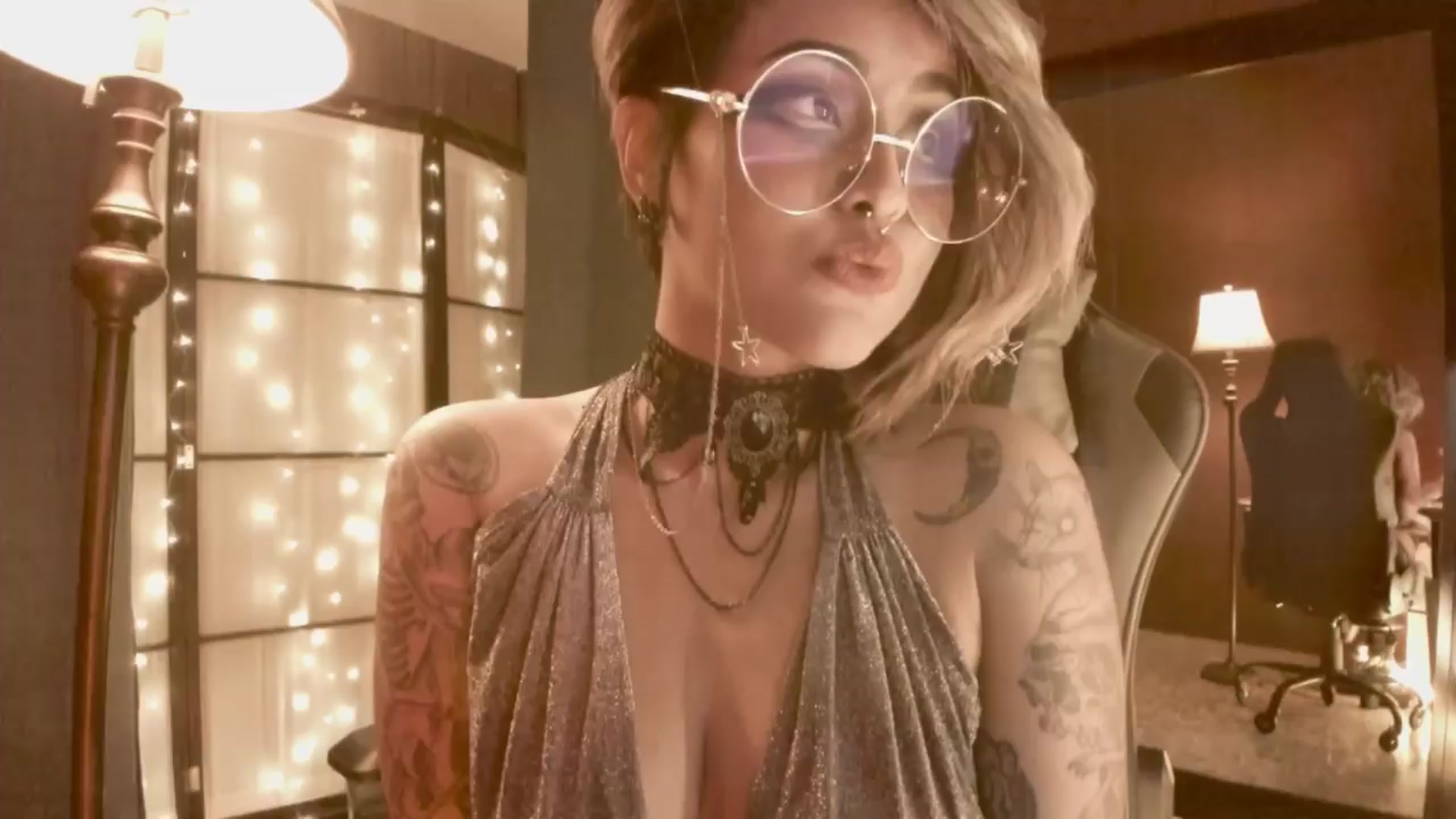 Gallery image thumbnail from AbraxxysRadio's myfreecams stream on, 04/05/2024, 01:54 image 9 of 20