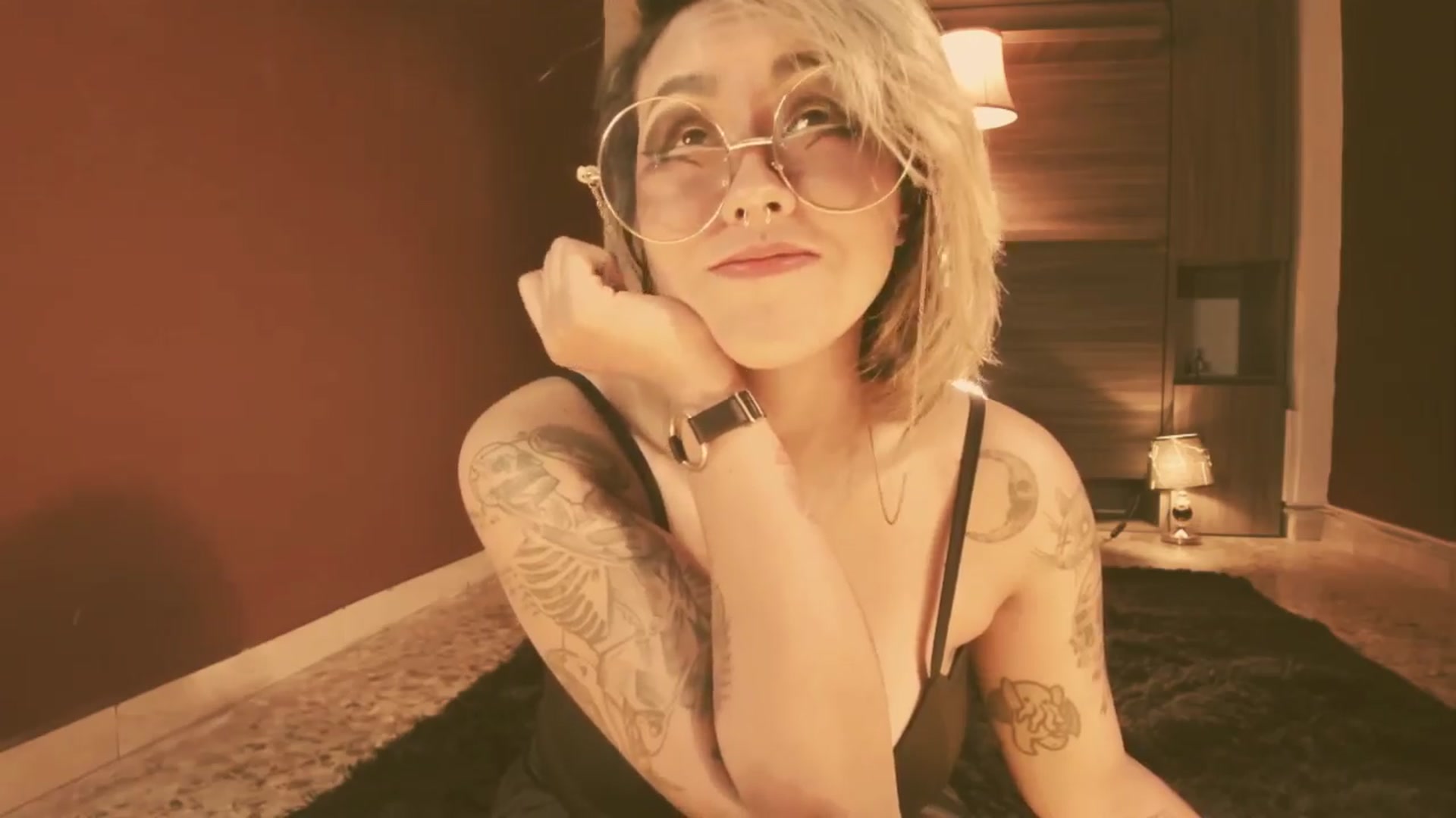 Gallery image thumbnail from AbraxxysRadio's myfreecams stream on, 04/13/2024, 01:32 image 20 of 20