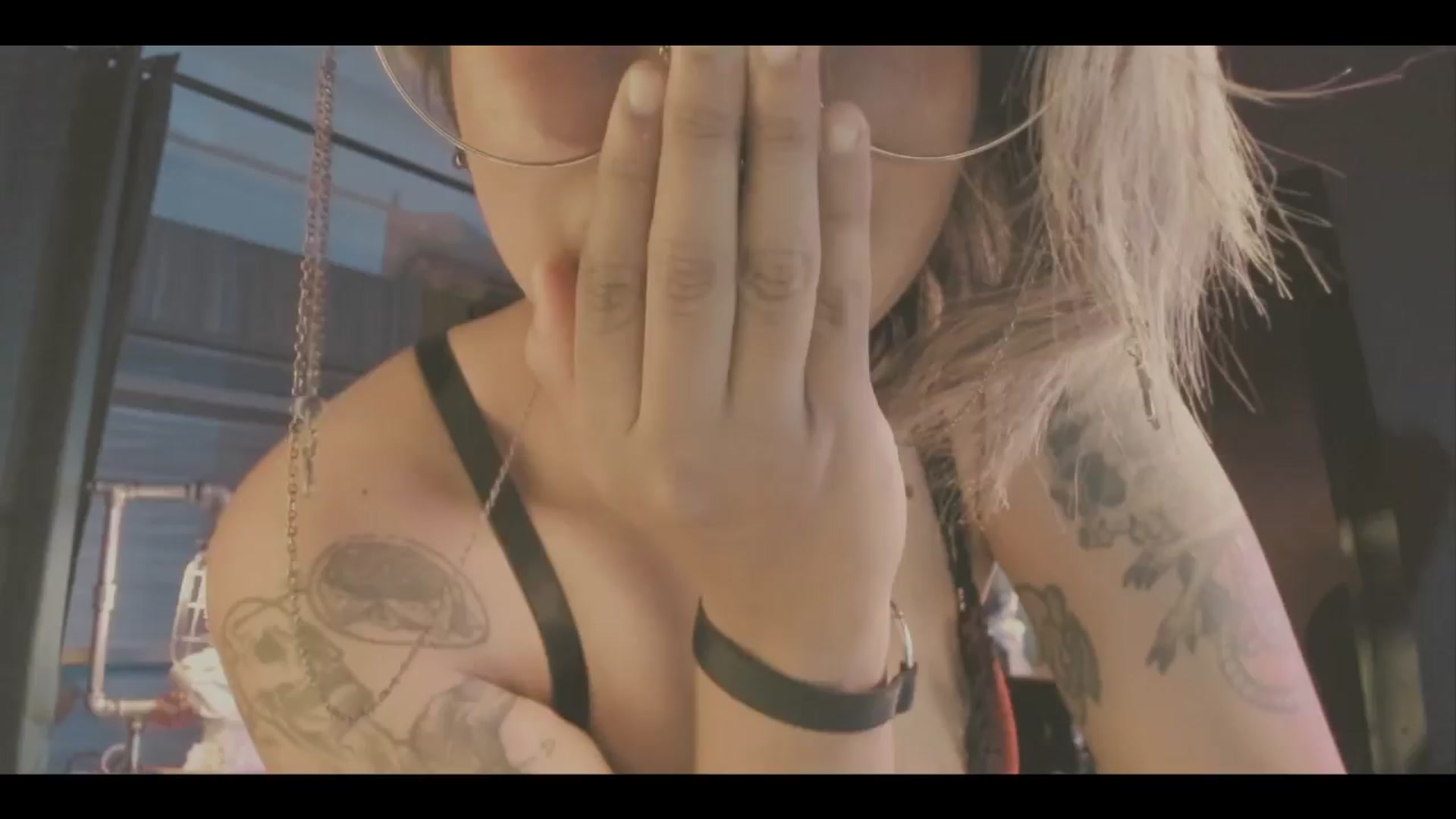 Gallery image thumbnail from AbraxxysRadio's myfreecams stream on, 04/14/2024, 18:37 image 9 of 20
