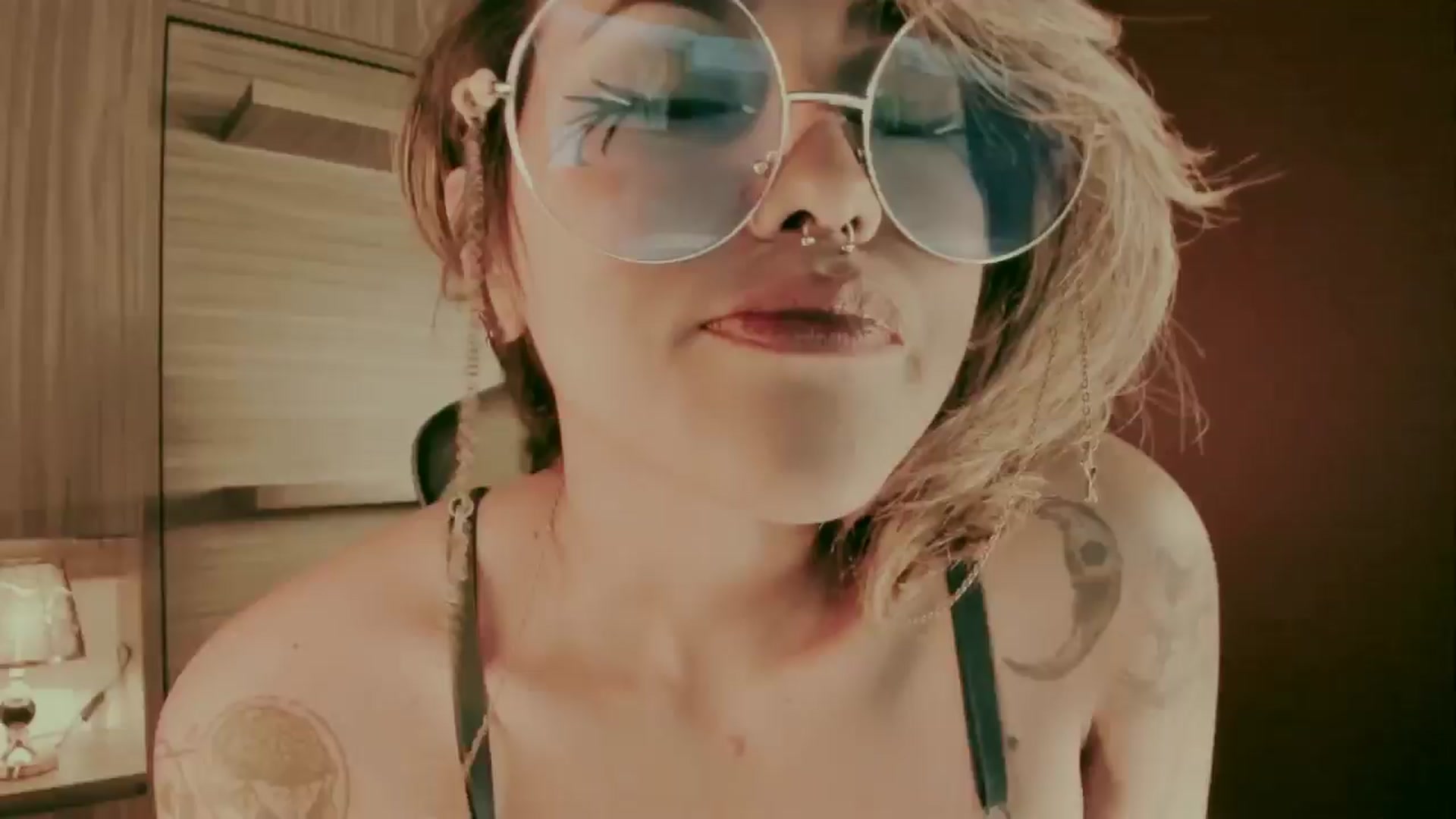Gallery image thumbnail from AbraxxysRadio's myfreecams stream on, 05/03/2024, 02:33 image 19 of 20