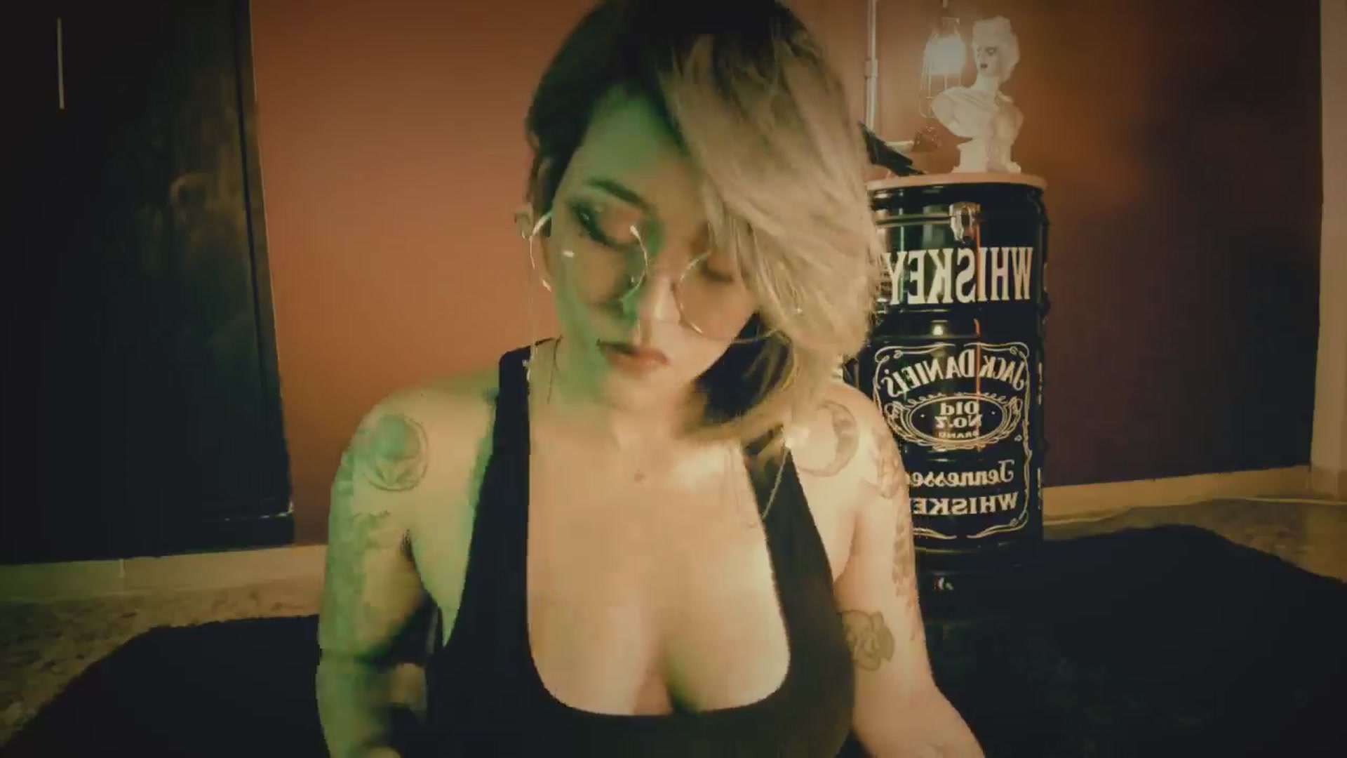 Gallery image thumbnail from AbraxxysRadio's myfreecams stream on, 05/10/2024, 24:27 image 4 of 20