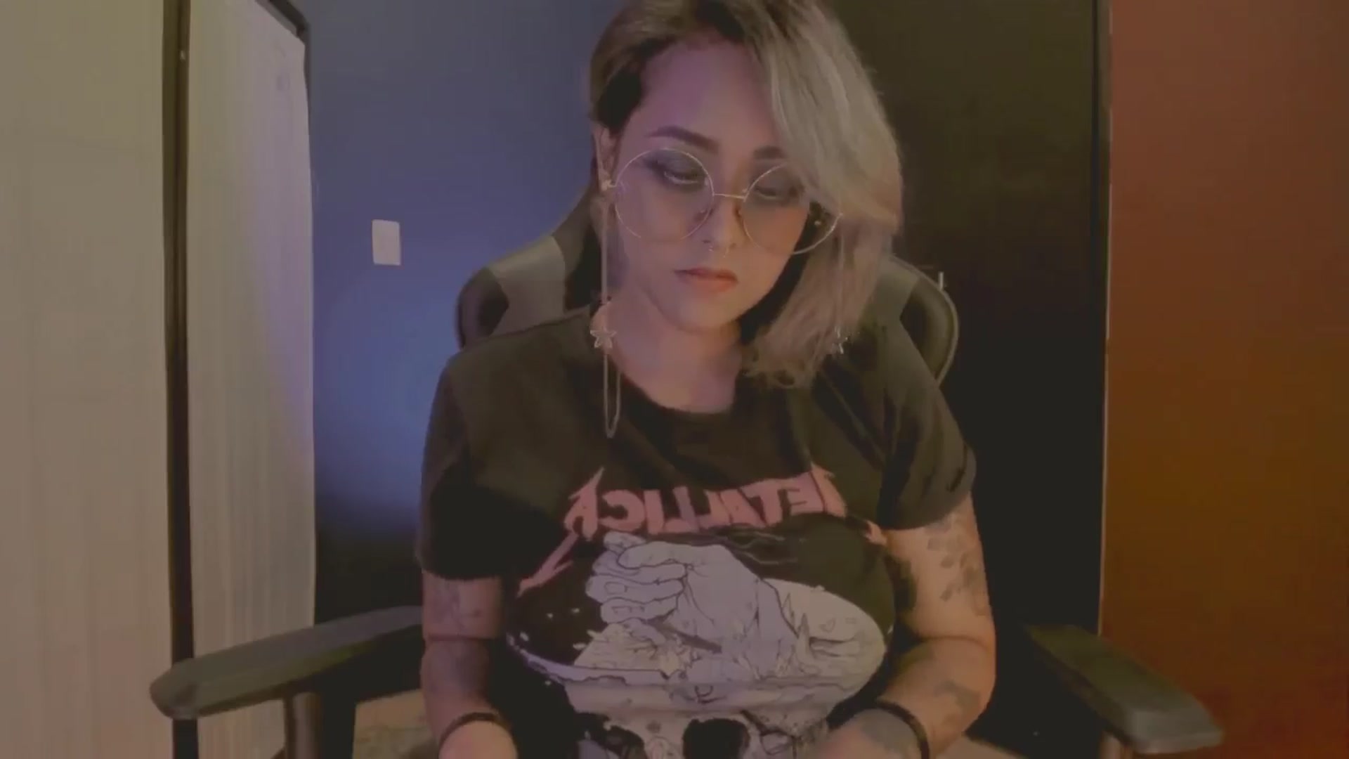 Gallery image thumbnail from AbraxxysRadio's myfreecams stream on, 05/15/2024, 01:02 image 5 of 20