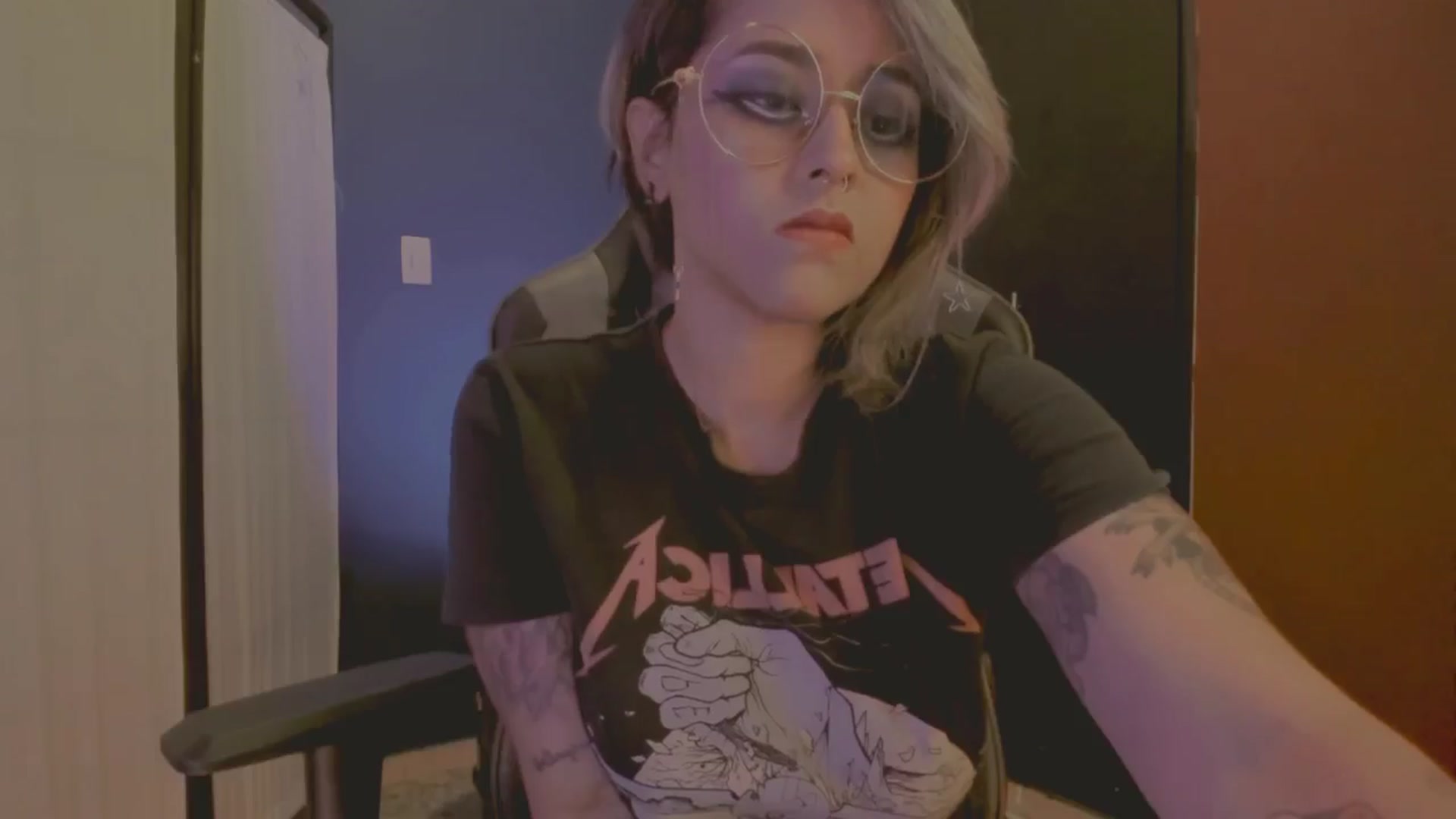 Gallery image thumbnail from AbraxxysRadio's myfreecams stream on, 05/15/2024, 01:02 image 4 of 20