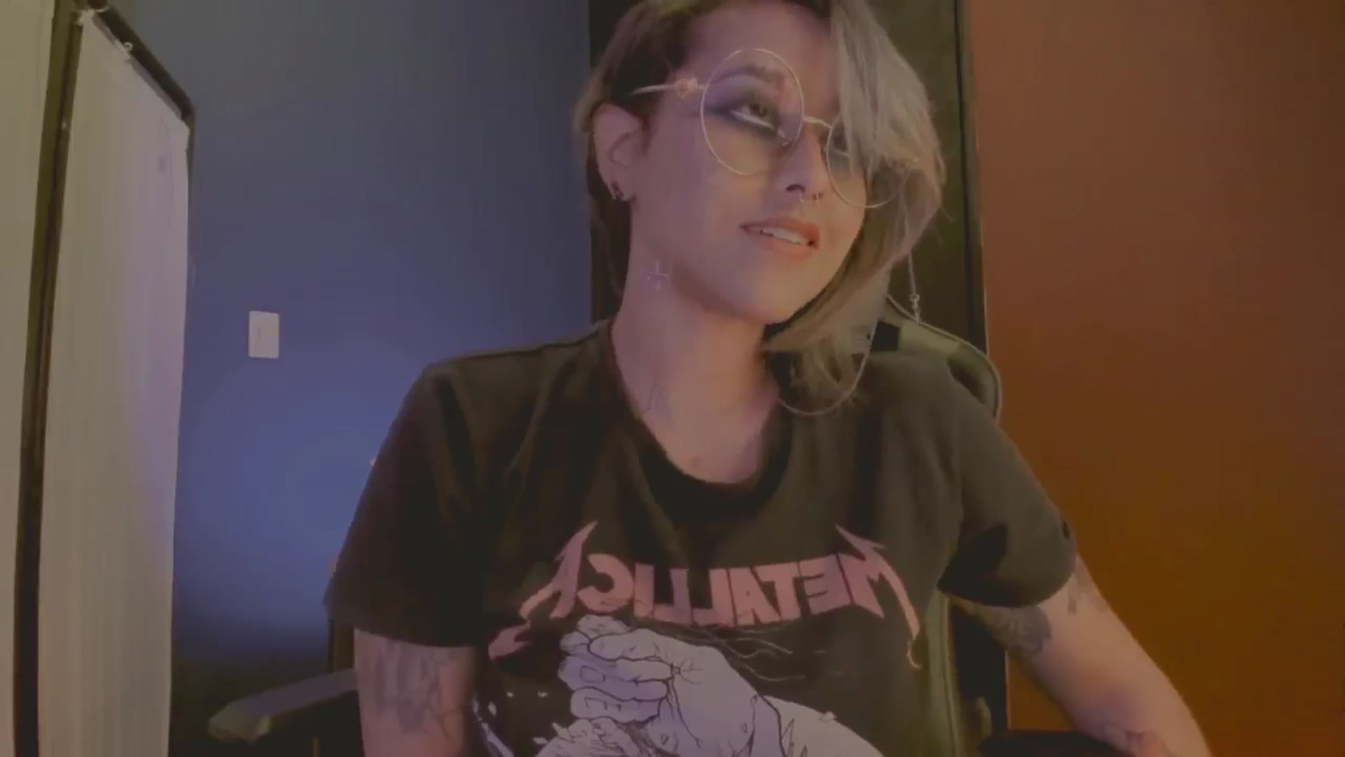 Gallery image thumbnail from AbraxxysRadio's myfreecams stream on, 05/15/2024, 01:02 image 18 of 20
