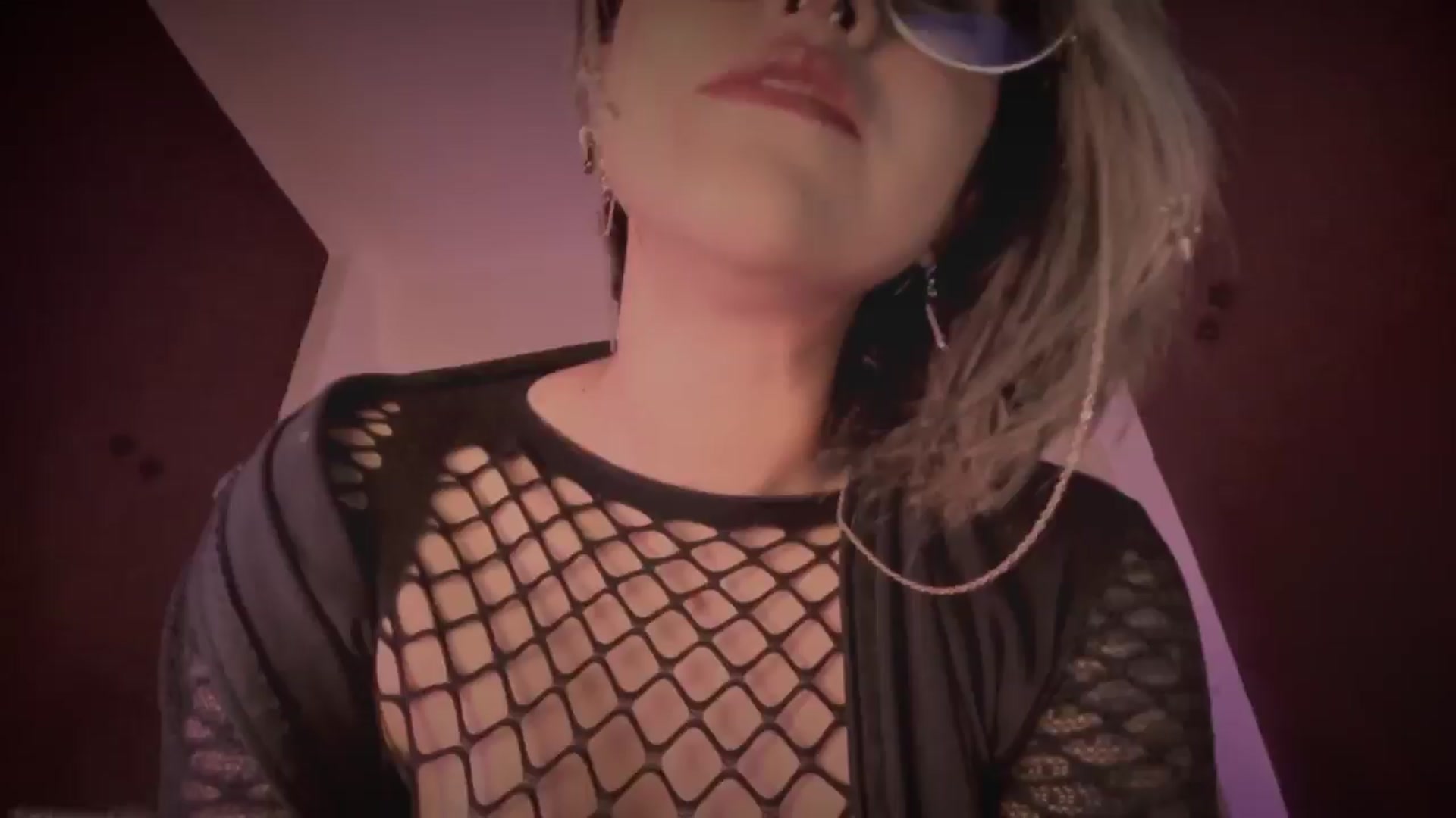 Gallery image thumbnail from AbraxxysRadio's myfreecams stream on, 05/18/2024, 01:12 image 2 of 20