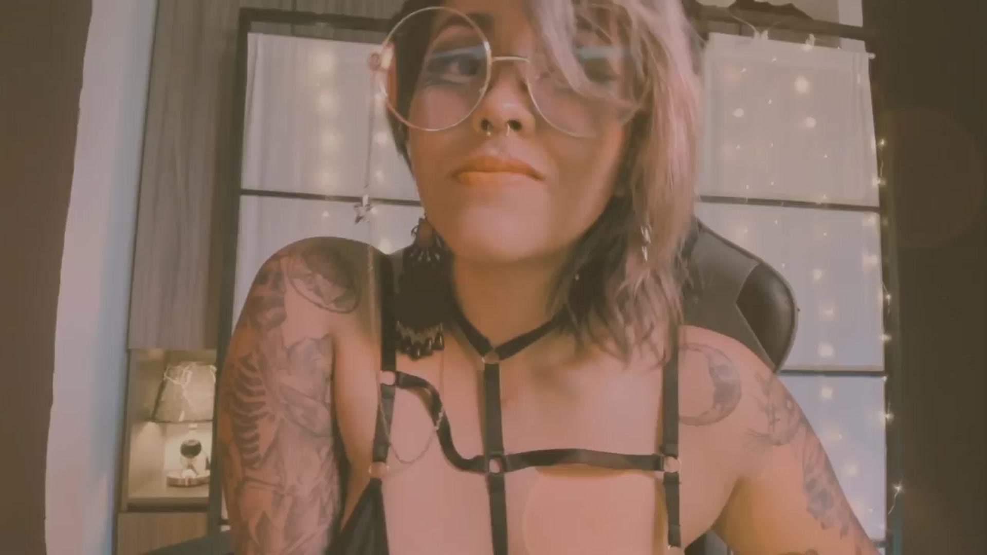 Gallery image thumbnail from AbraxxysRadio's myfreecams stream on, 05/19/2024, 18:19 image 7 of 20