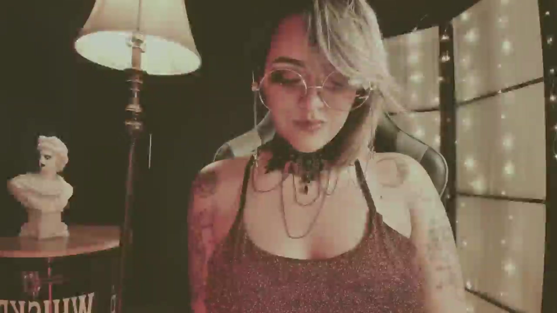 Gallery image thumbnail from AbraxxysRadio's myfreecams stream on, 05/23/2024, 24:53 image 2 of 20