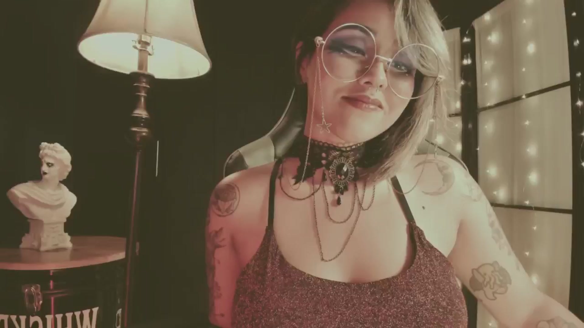 Gallery image thumbnail from AbraxxysRadio's myfreecams stream on, 05/23/2024, 24:53 image 1 of 20
