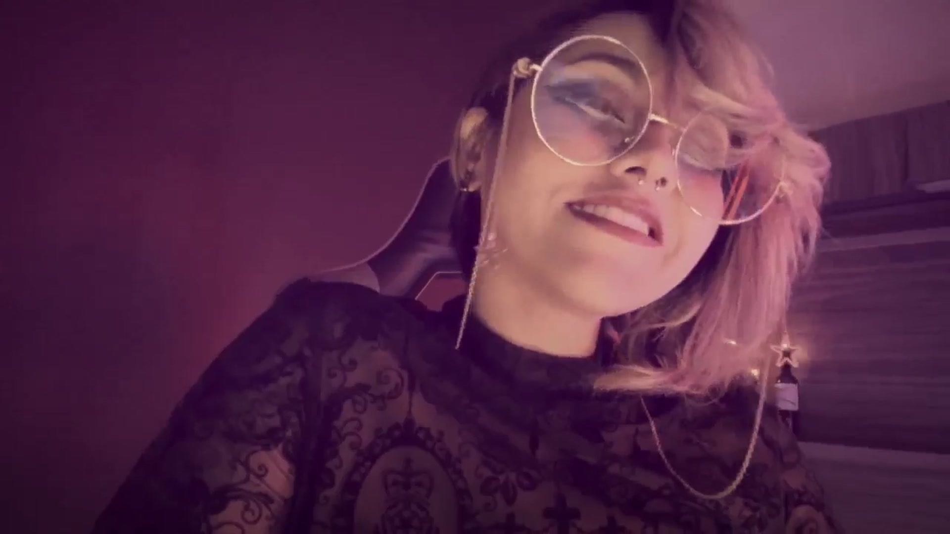 Gallery image thumbnail from AbraxxysRadio's myfreecams stream on, 05/24/2024, 22:19 image 12 of 20