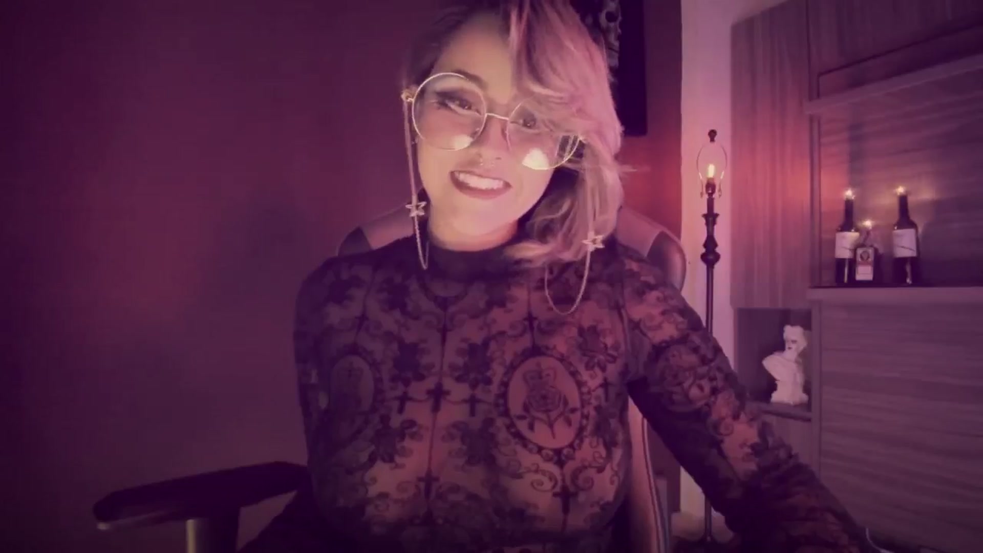 Gallery image thumbnail from AbraxxysRadio's myfreecams stream on, 05/24/2024, 22:19 image 2 of 20