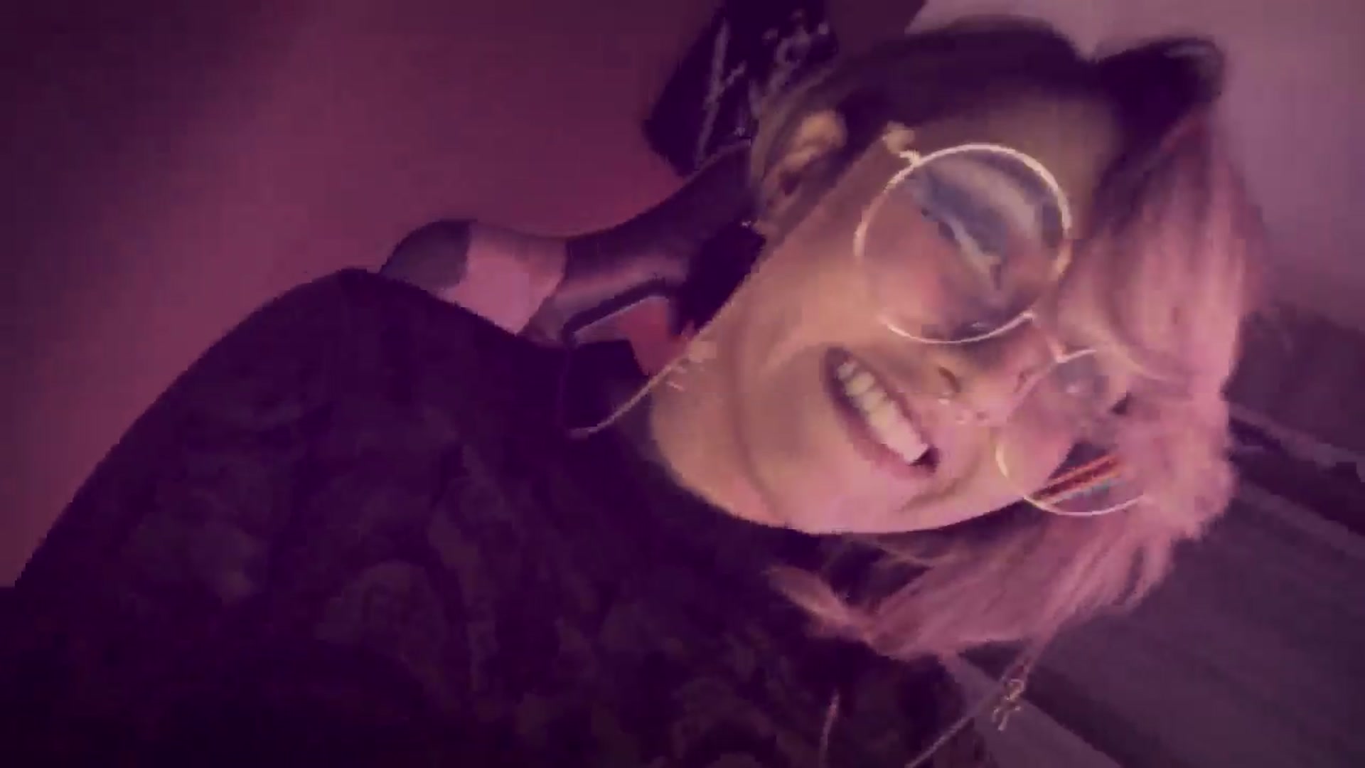 Gallery image thumbnail from AbraxxysRadio's myfreecams stream on, 05/24/2024, 22:19 image 11 of 20