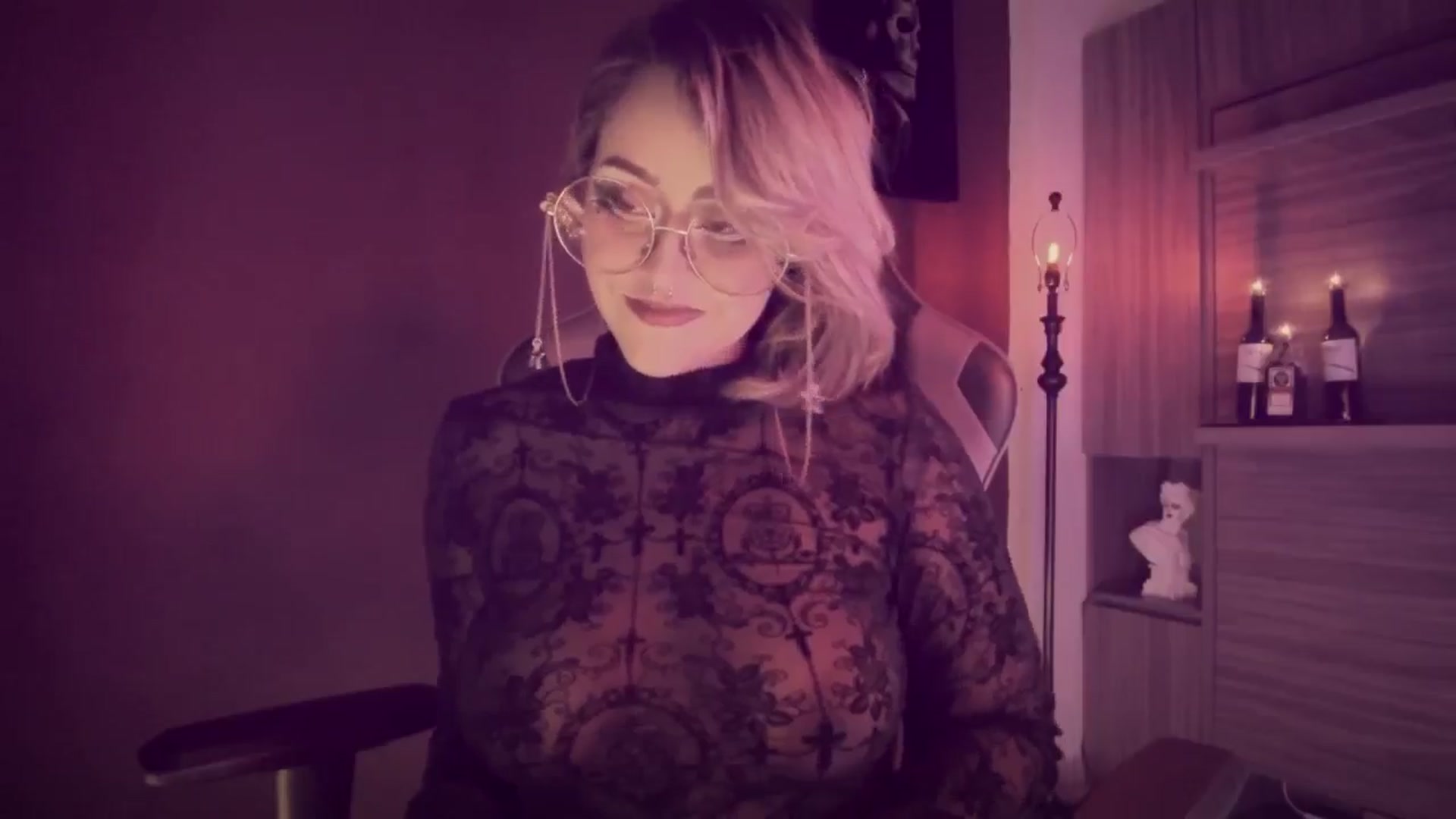 Gallery image thumbnail from AbraxxysRadio's myfreecams stream on, 05/24/2024, 22:19 image 6 of 20