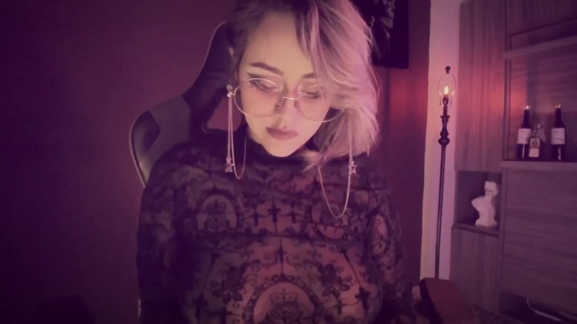 Gallery image thumbnail from AbraxxysRadio's myfreecams stream on, 05/25/2024, 01:33 image 7 of 20