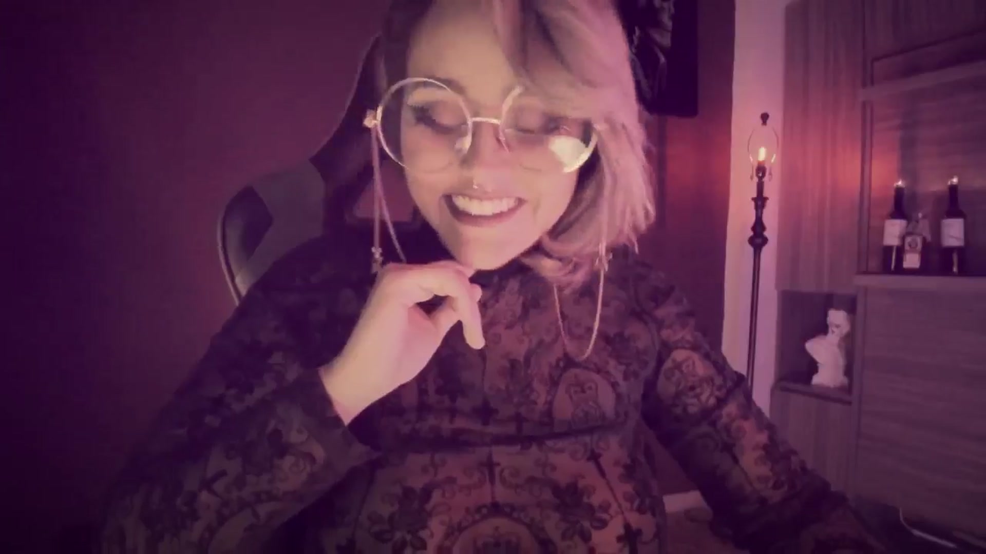 Gallery image thumbnail from AbraxxysRadio's myfreecams stream on, 05/25/2024, 01:33 image 15 of 20