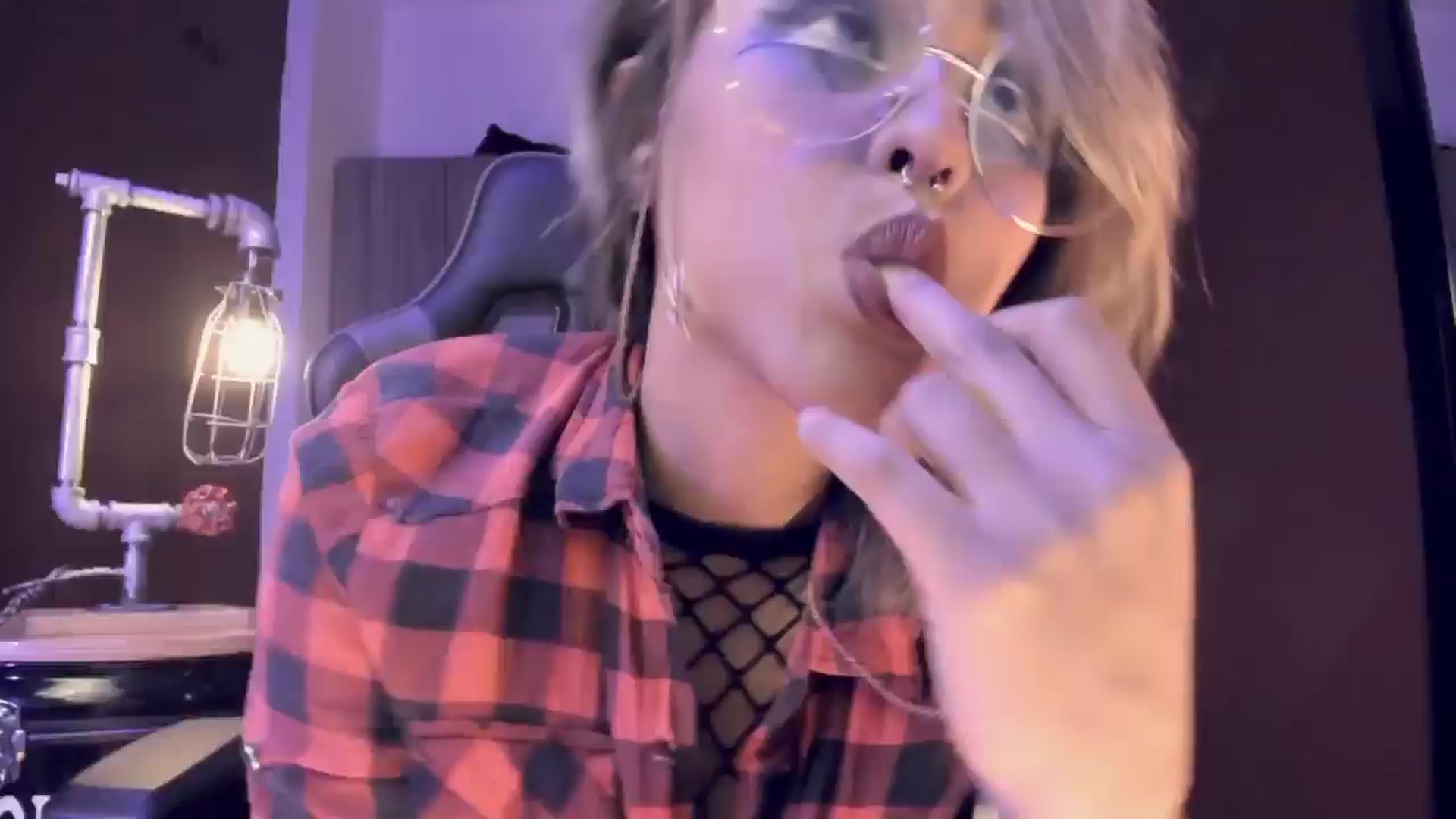 Gallery image thumbnail from AbraxxysRadio's myfreecams stream on, 05/31/2024, 23:28 image 15 of 20
