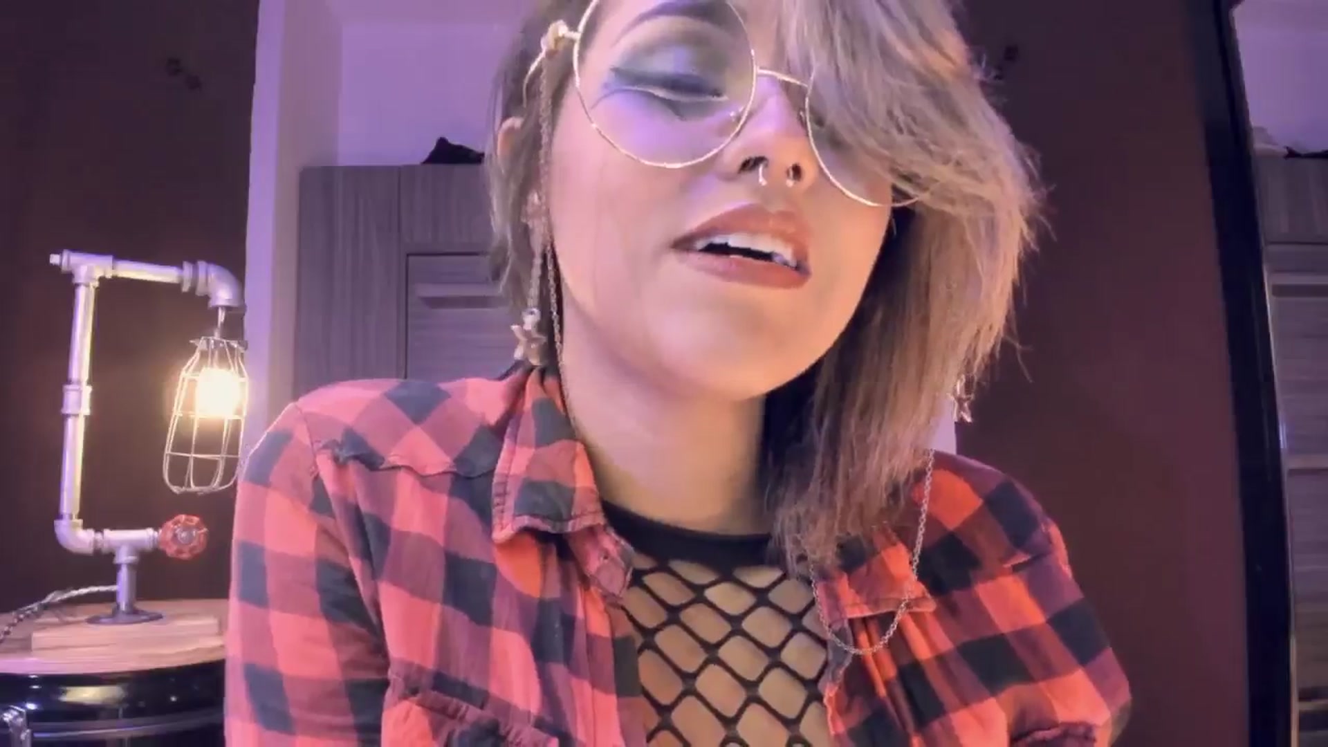 Gallery image thumbnail from AbraxxysRadio's myfreecams stream on, 05/31/2024, 23:52 image 5 of 20