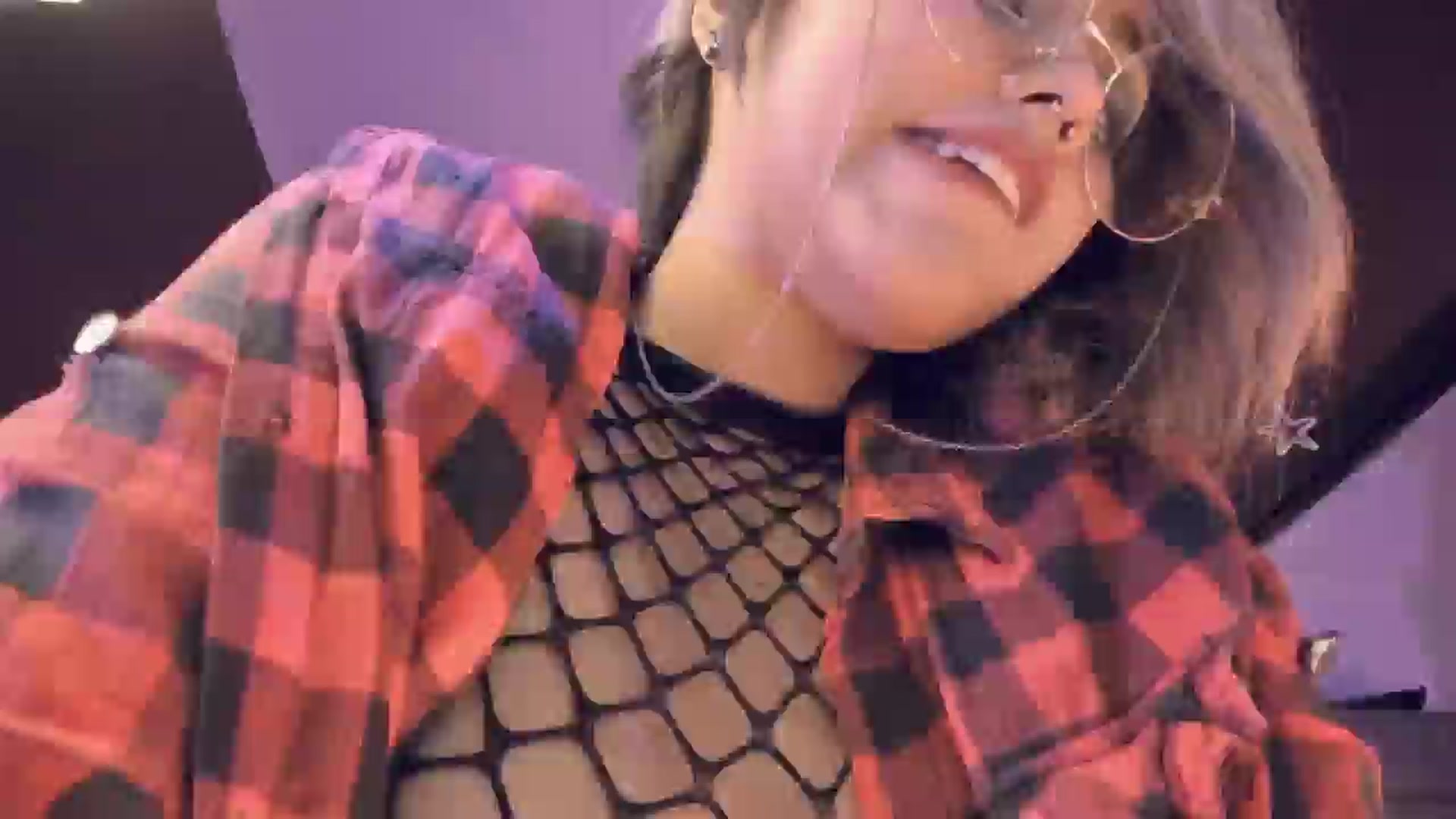 Gallery image thumbnail from AbraxxysRadio's myfreecams stream on, 06/01/2024, 01:47 image 16 of 20