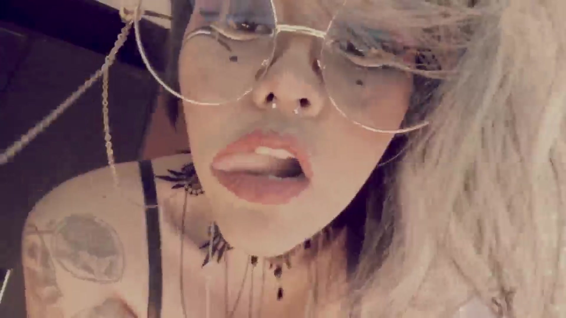 Gallery image thumbnail from AbraxxysRadio's myfreecams stream on, 06/12/2024, 22:53 image 14 of 20