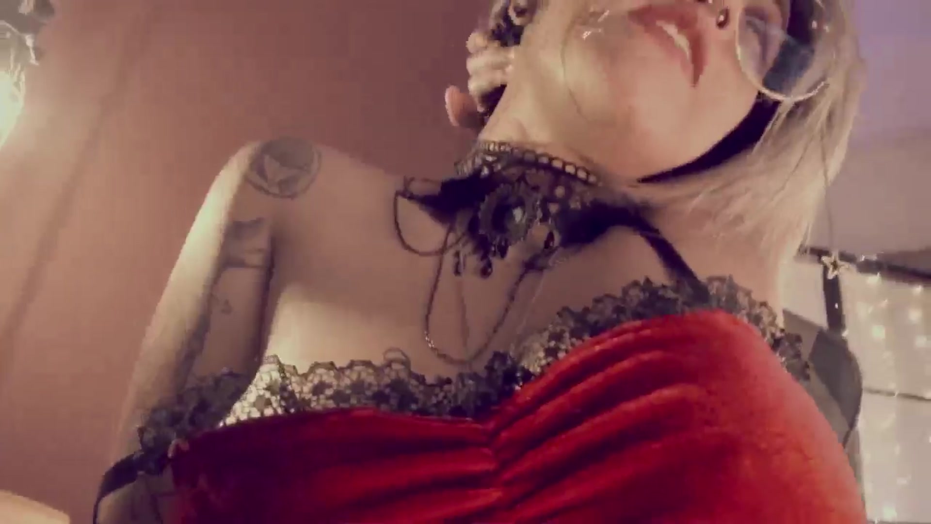 Gallery image thumbnail from AbraxxysRadio's myfreecams stream on, 06/13/2024, 01:18 image 3 of 20