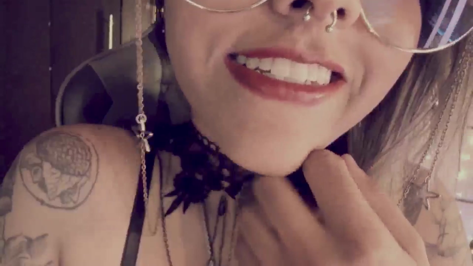 Gallery image thumbnail from AbraxxysRadio's myfreecams stream on, 06/13/2024, 02:04 image 6 of 20